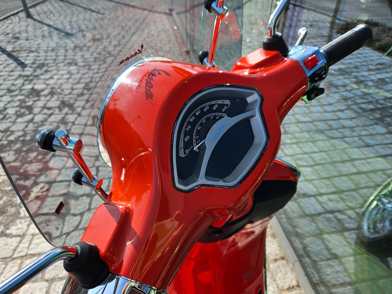 PIAGGIO Vespa 125 Primavera Euro 5+-image-4
