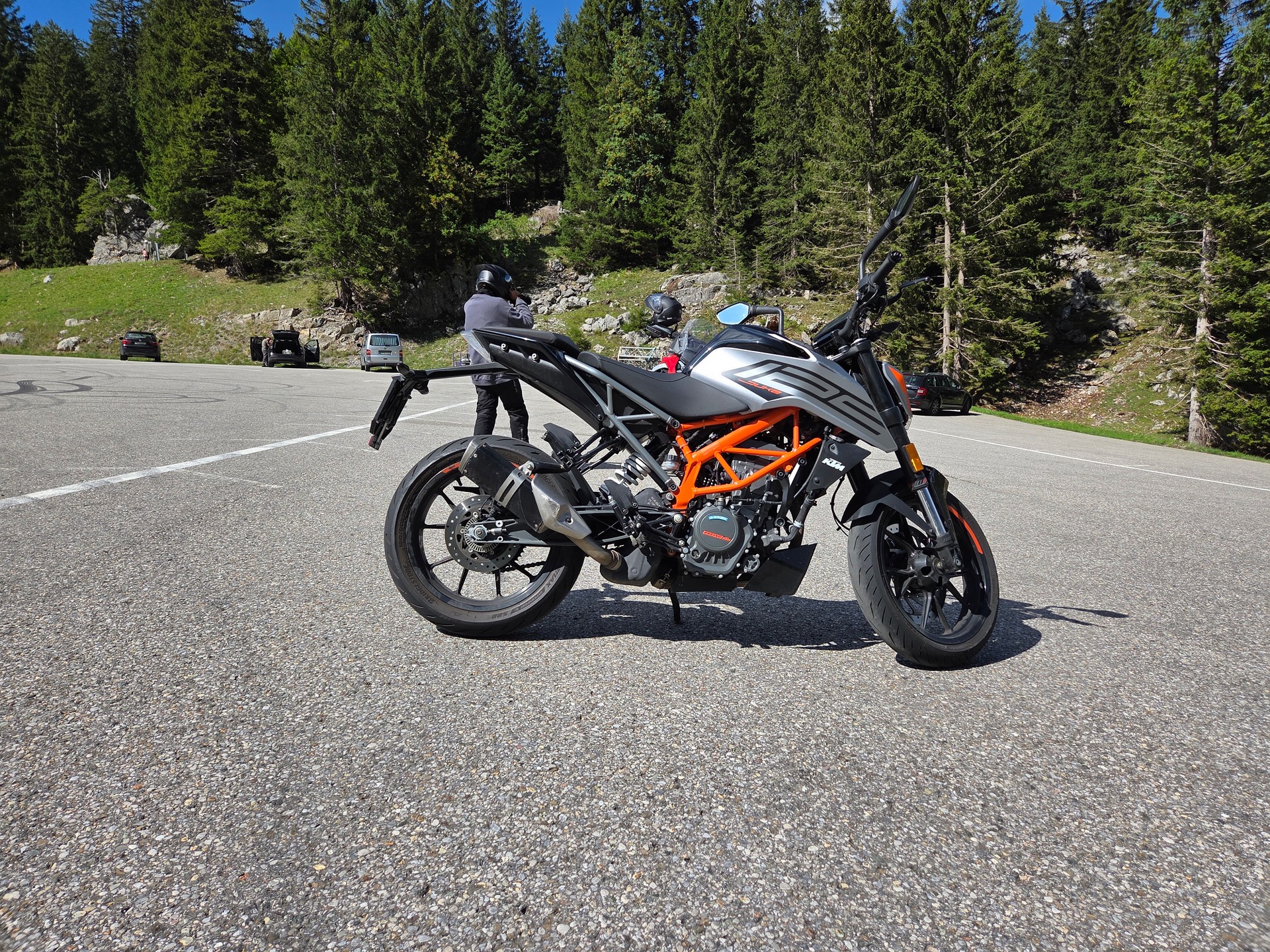 KTM 125 Duke-image-3
