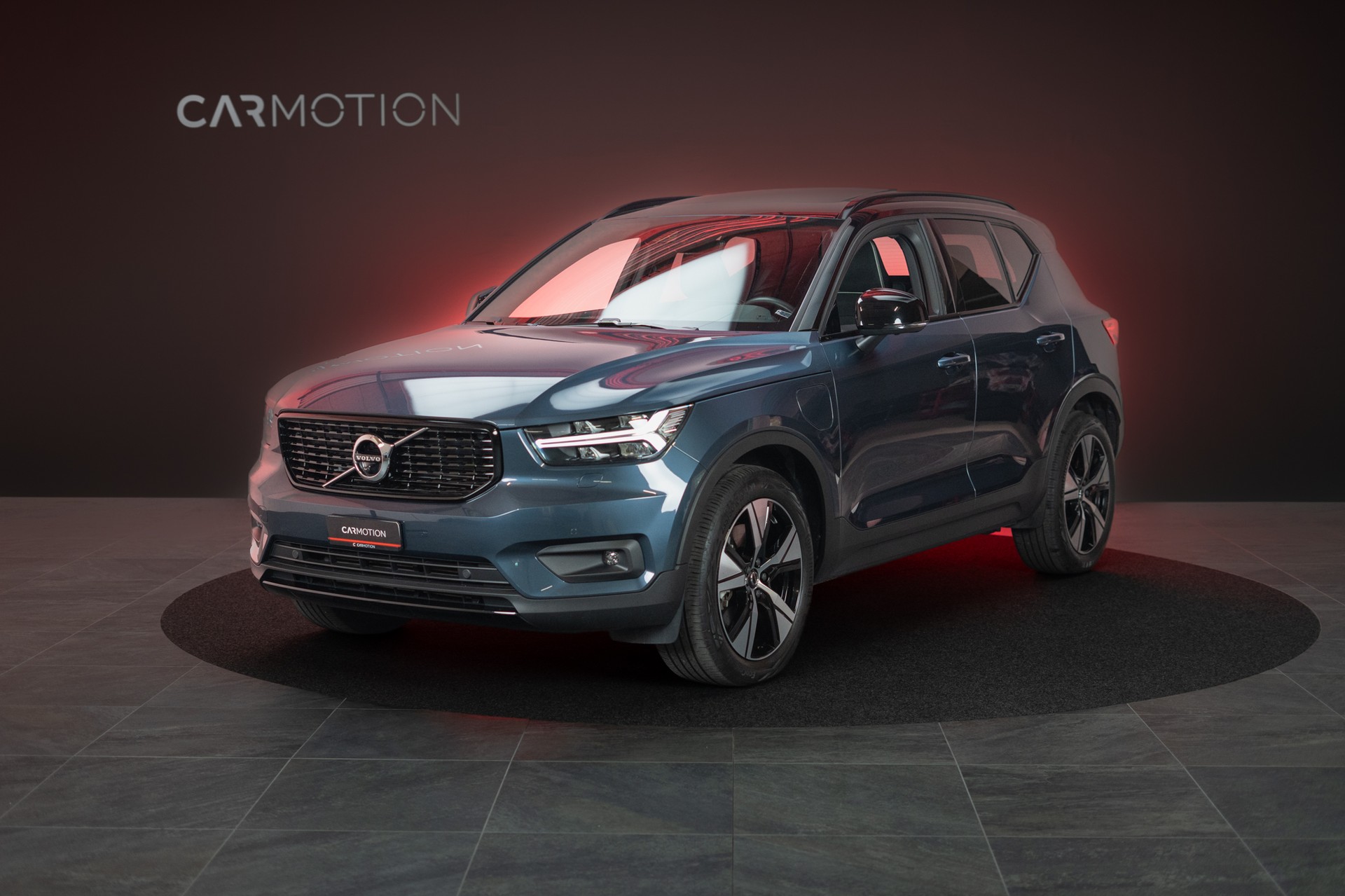 VOLVO XC40 1.5 T5 PiH R-Design / CH-Fahrzeug / Panorama / 360°Kamera /