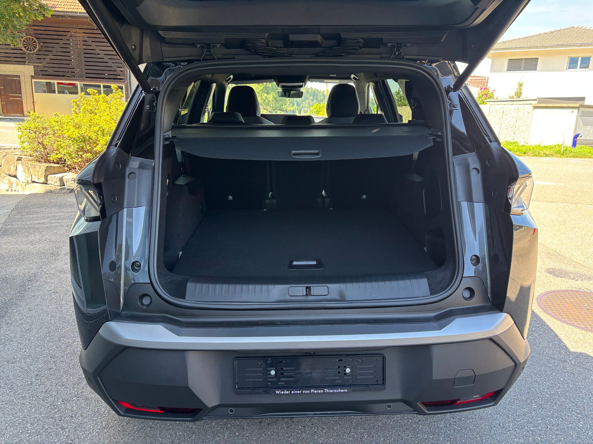 PEUGEOT 5008 225 e-DCS7 GT Exclusive-image-4
