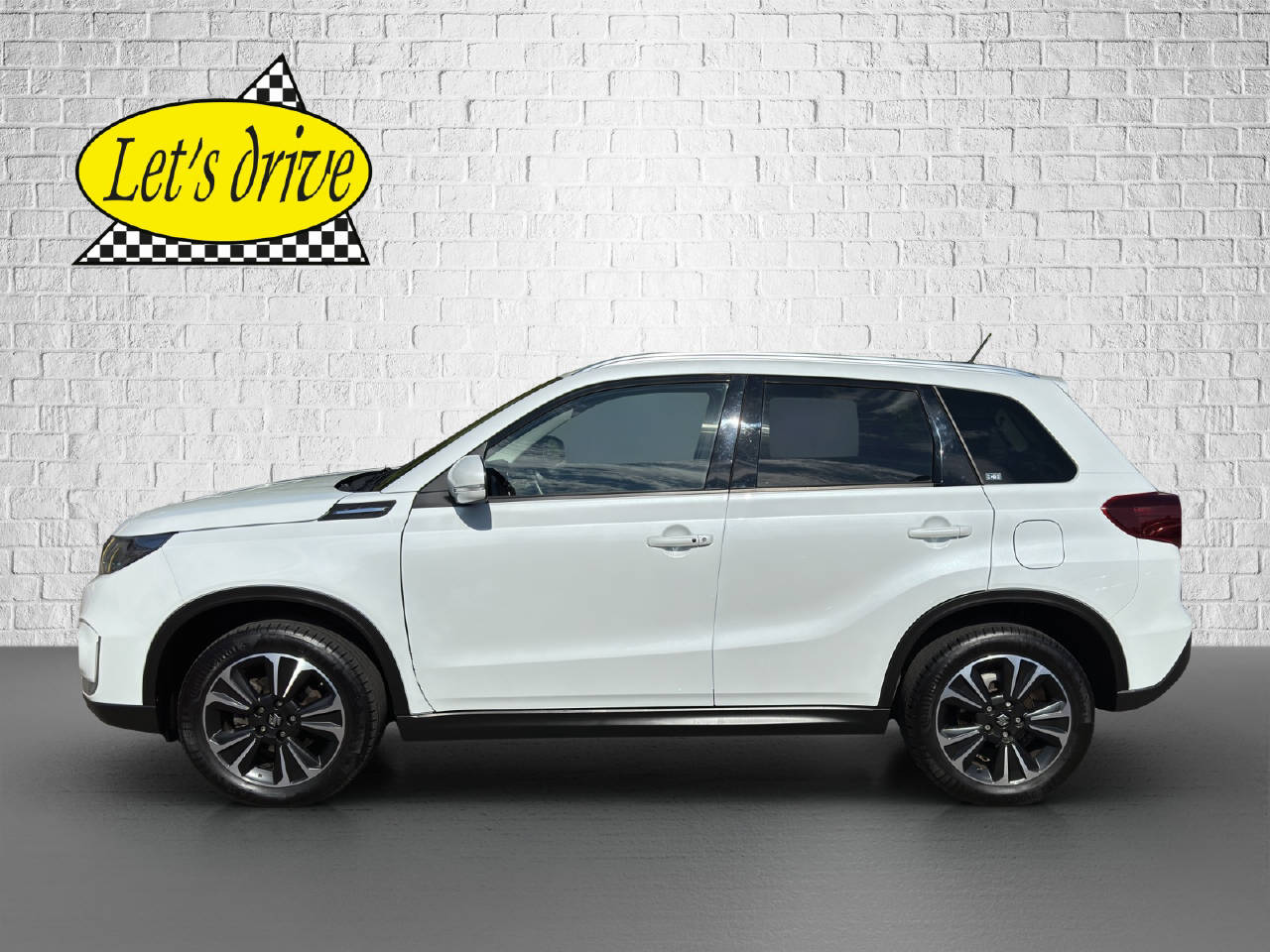 SUZUKI Vitara 1.4 T Compact Top Hybrid 4x4-showroom-element-2