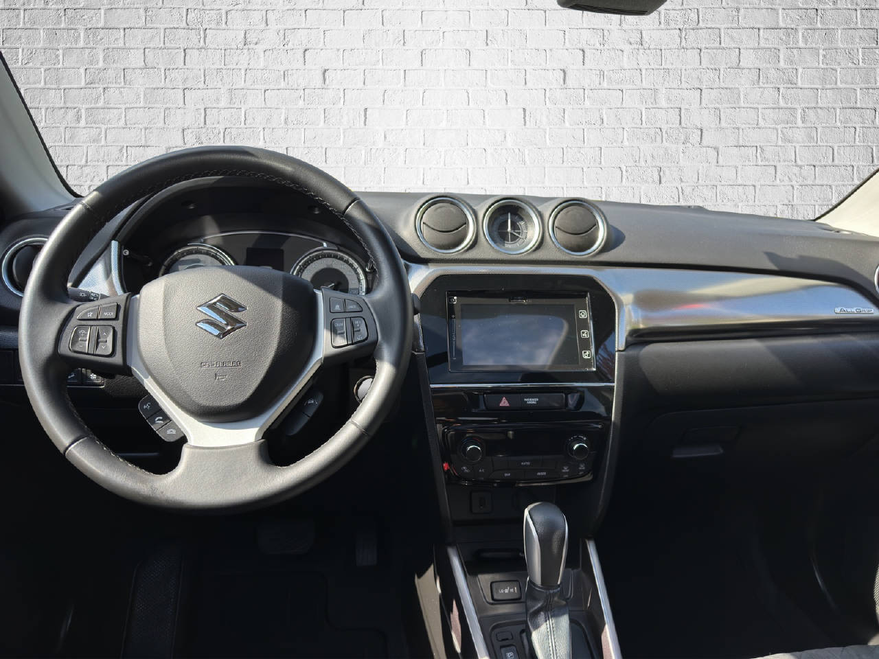SUZUKI Vitara 1.4 T Compact Top Hybrid 4x4-image-9
