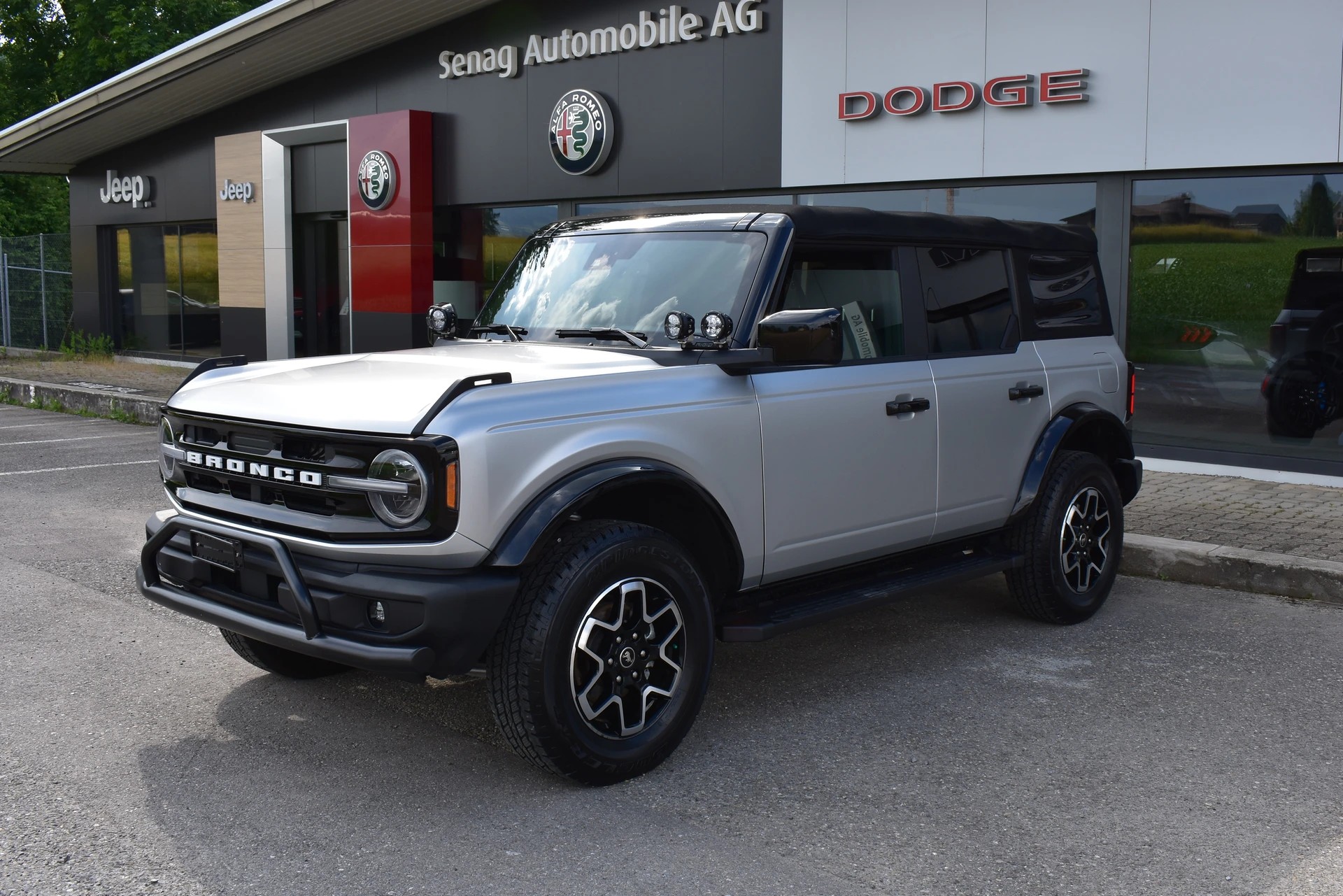 FORD Bronco Outer Banks-image-2