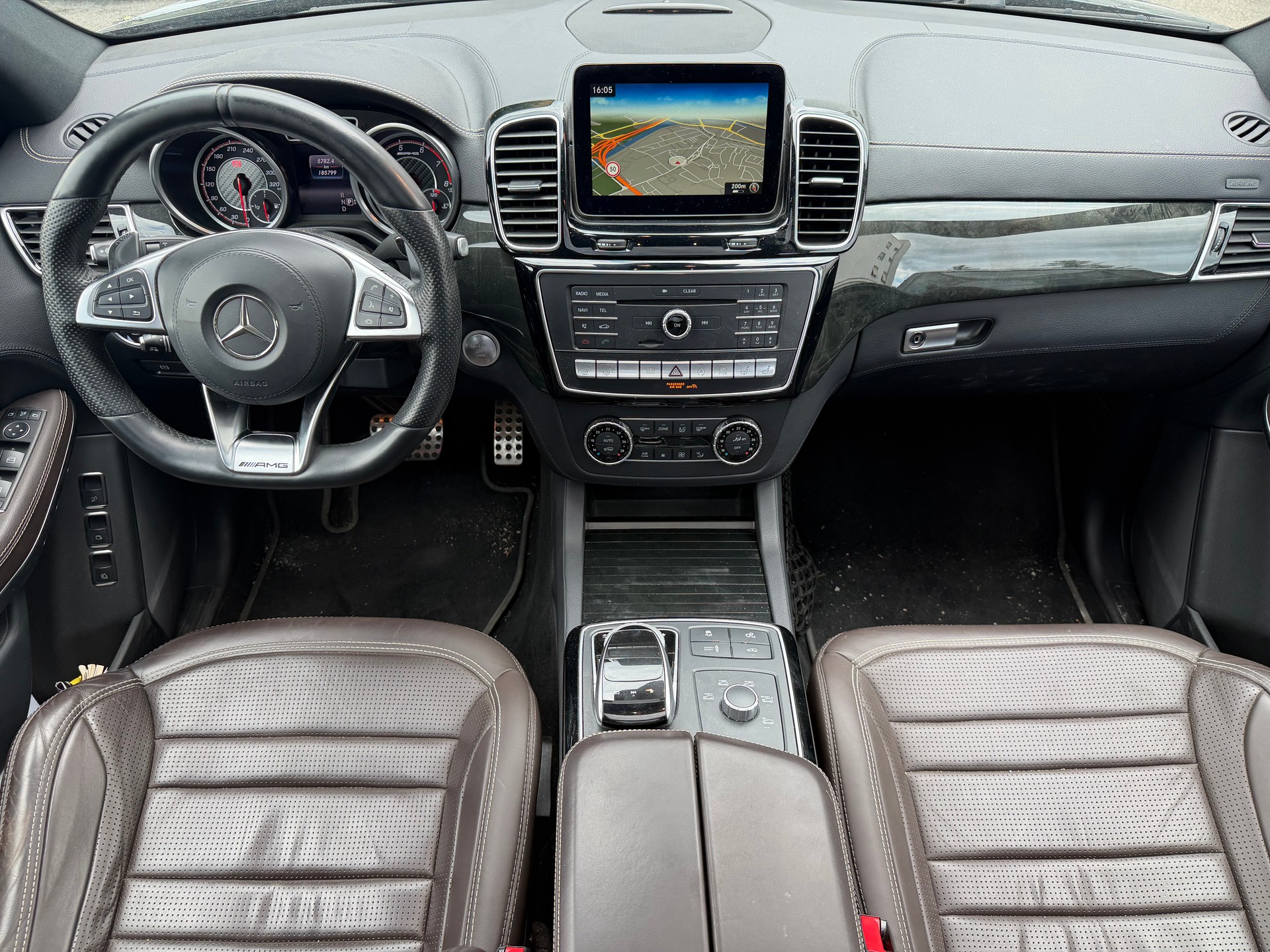 MERCEDES-BENZ GLS 63 AMG 4Matic Speedshift Plus 7G-Tronic-image-9