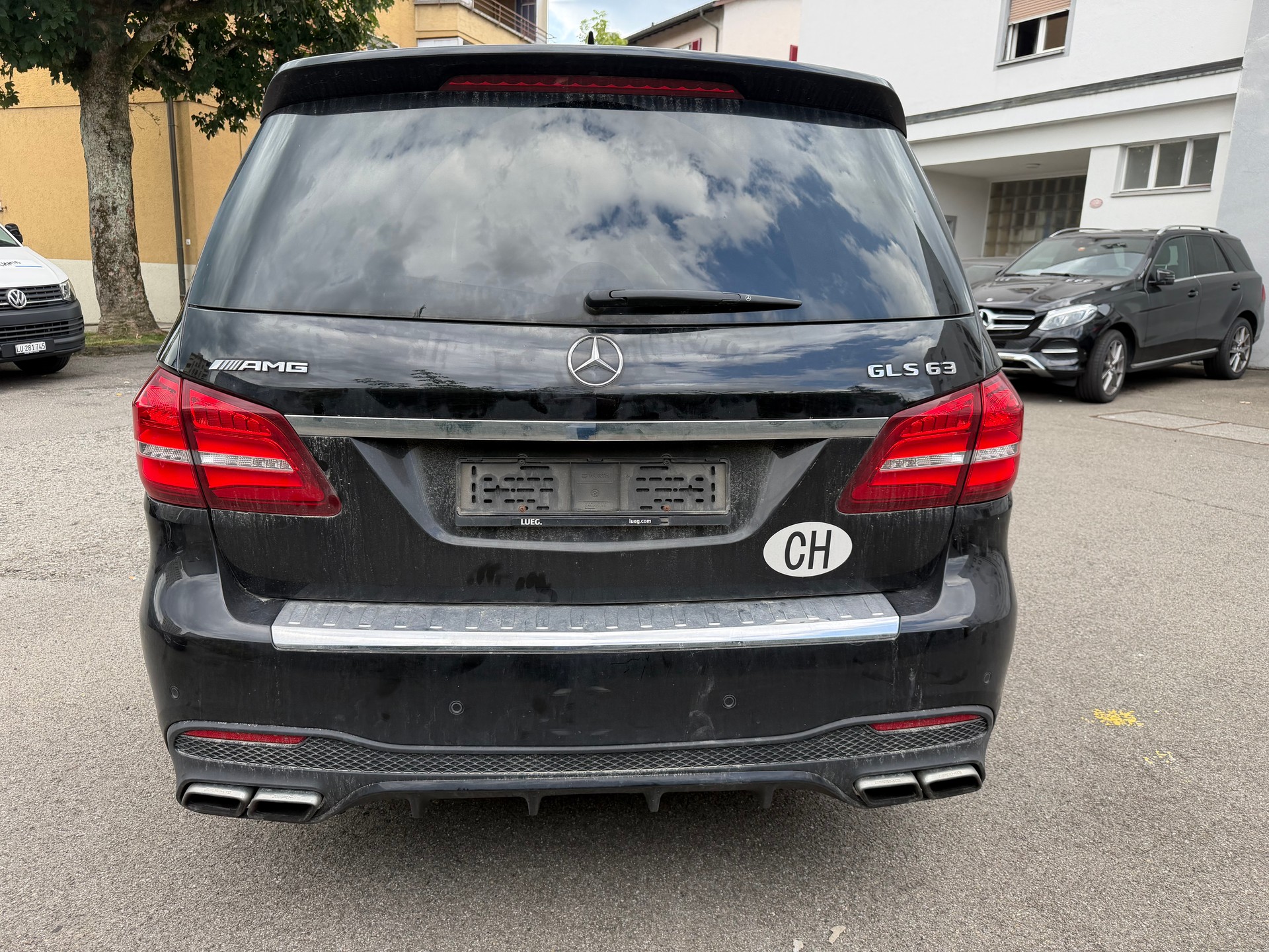 MERCEDES-BENZ GLS 63 AMG 4Matic Speedshift Plus 7G-Tronic-image-15