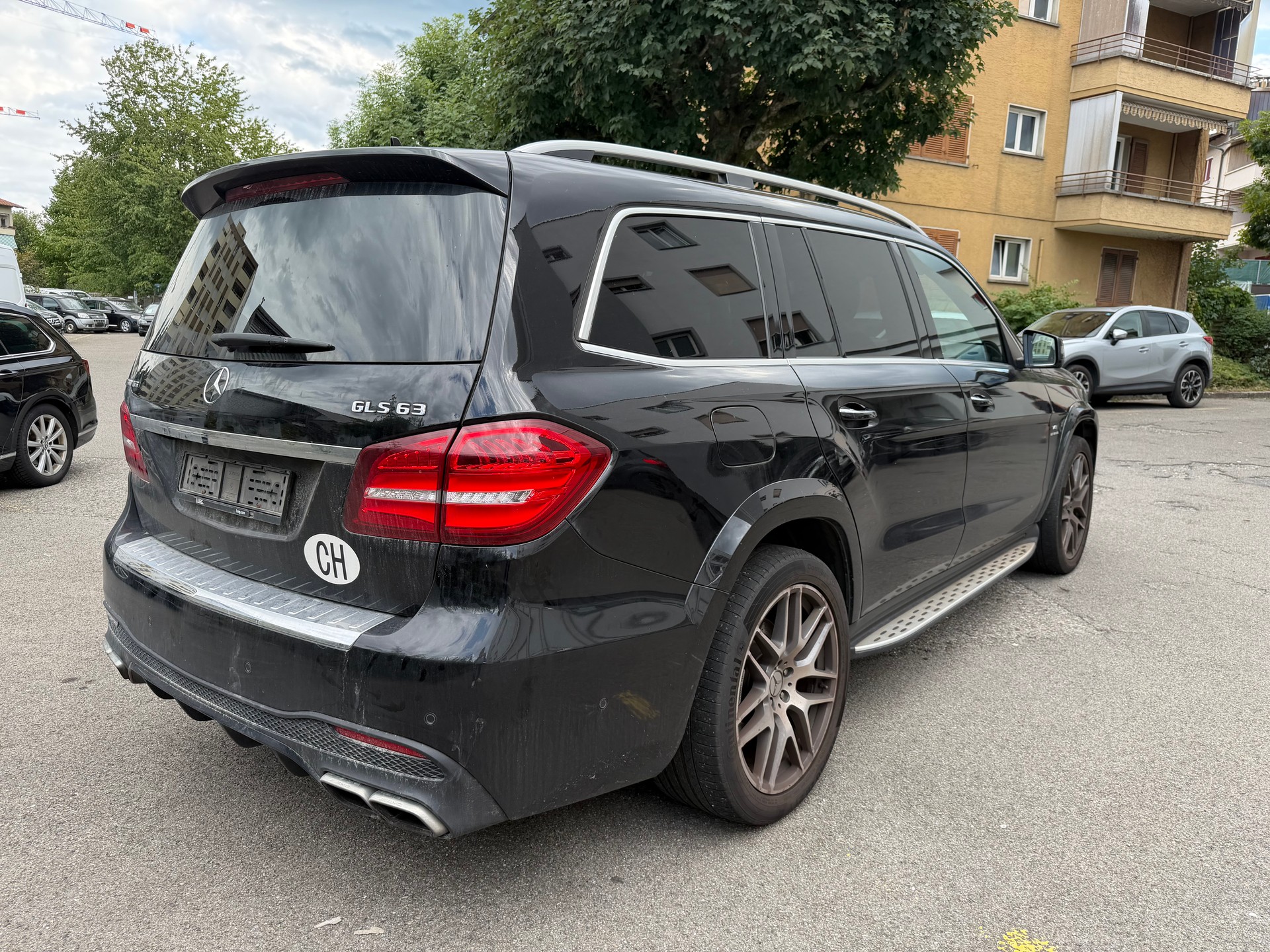 MERCEDES-BENZ GLS 63 AMG 4Matic Speedshift Plus 7G-Tronic-image-3