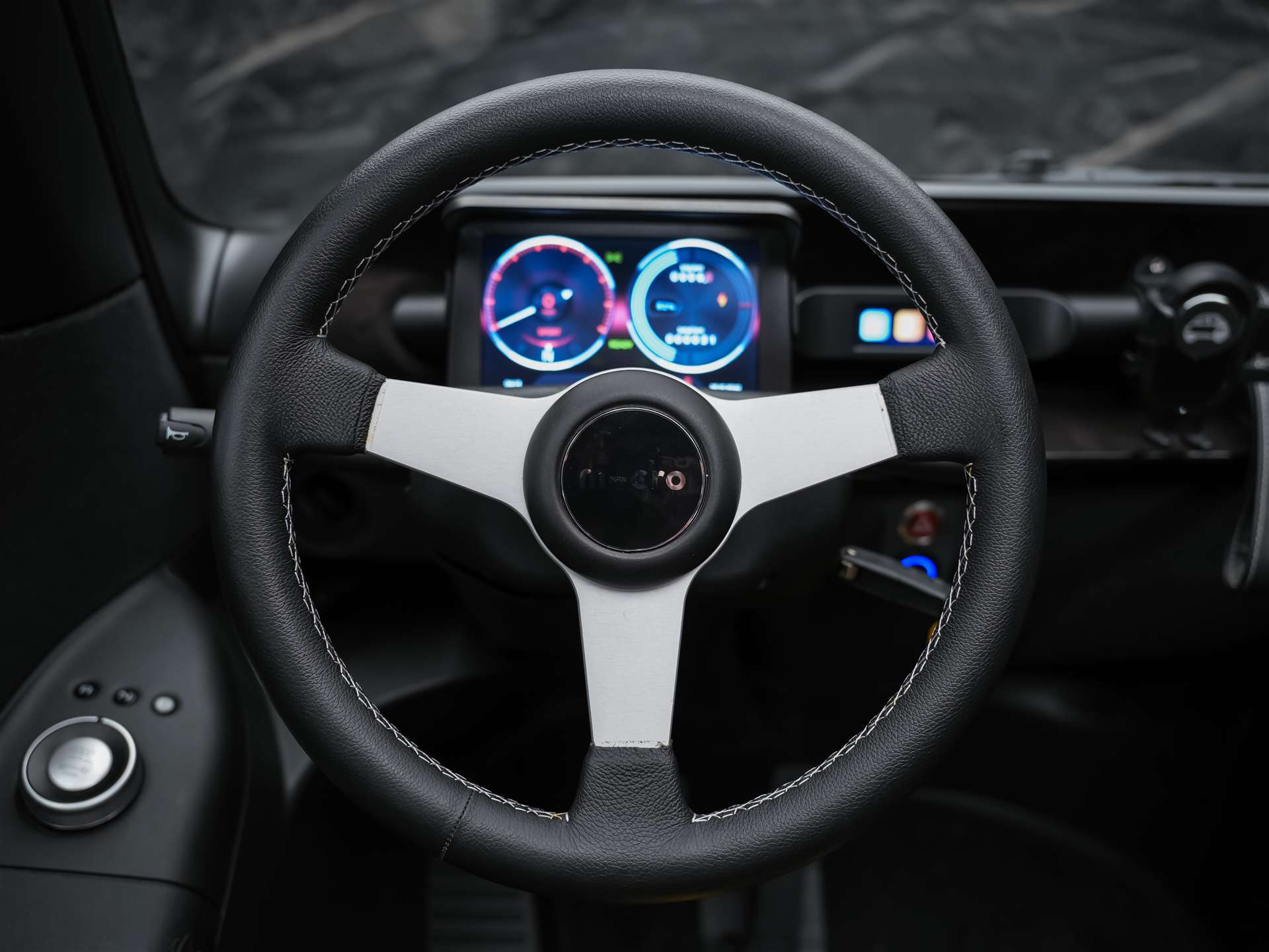 MICRO Microlino Competizione 10.5 kWh Medium Range *SOFORT Verfügbar*Werksgarantie*London Grün Matt*-image-13