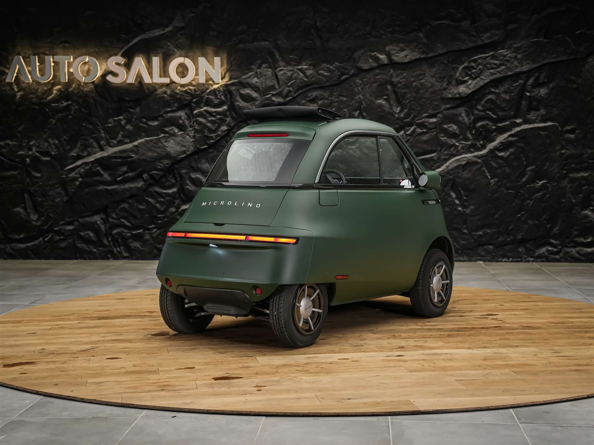 MICRO Microlino Competizione 10.5 kWh Medium Range *SOFORT Verfügbar*Werksgarantie*London Grün Matt*-image-5