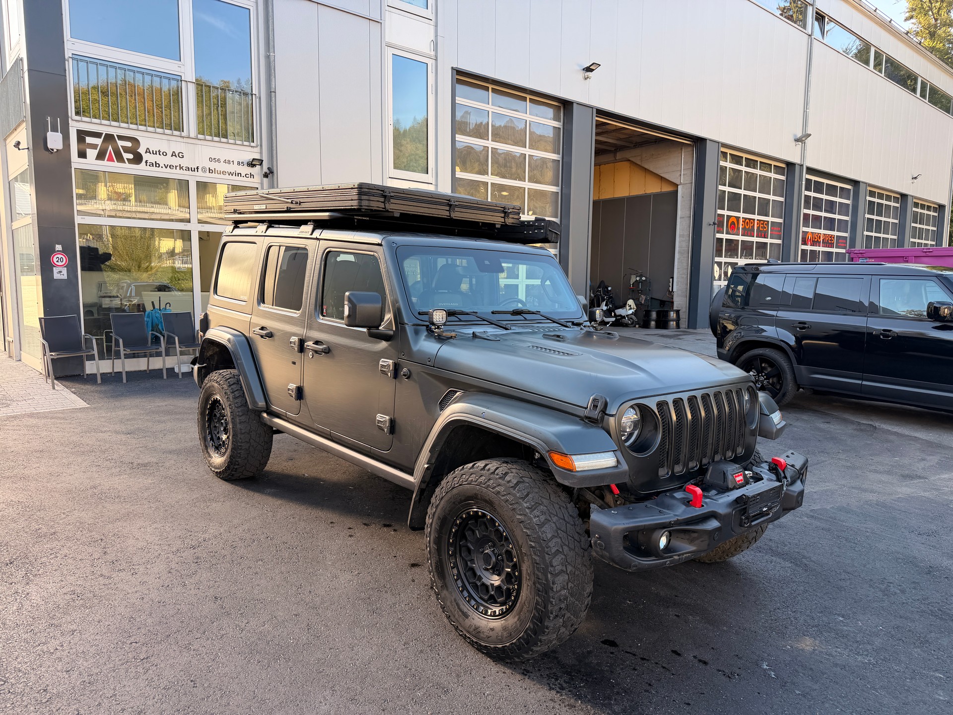 JEEP Wrangler 2.2MJ Unlimited Sahara Automatic-showroom-element-3