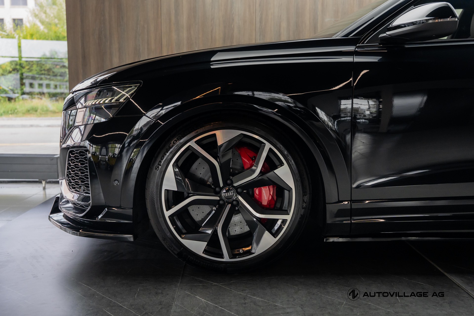 AUDI RSQ8 quattro tiptronic-image-31
