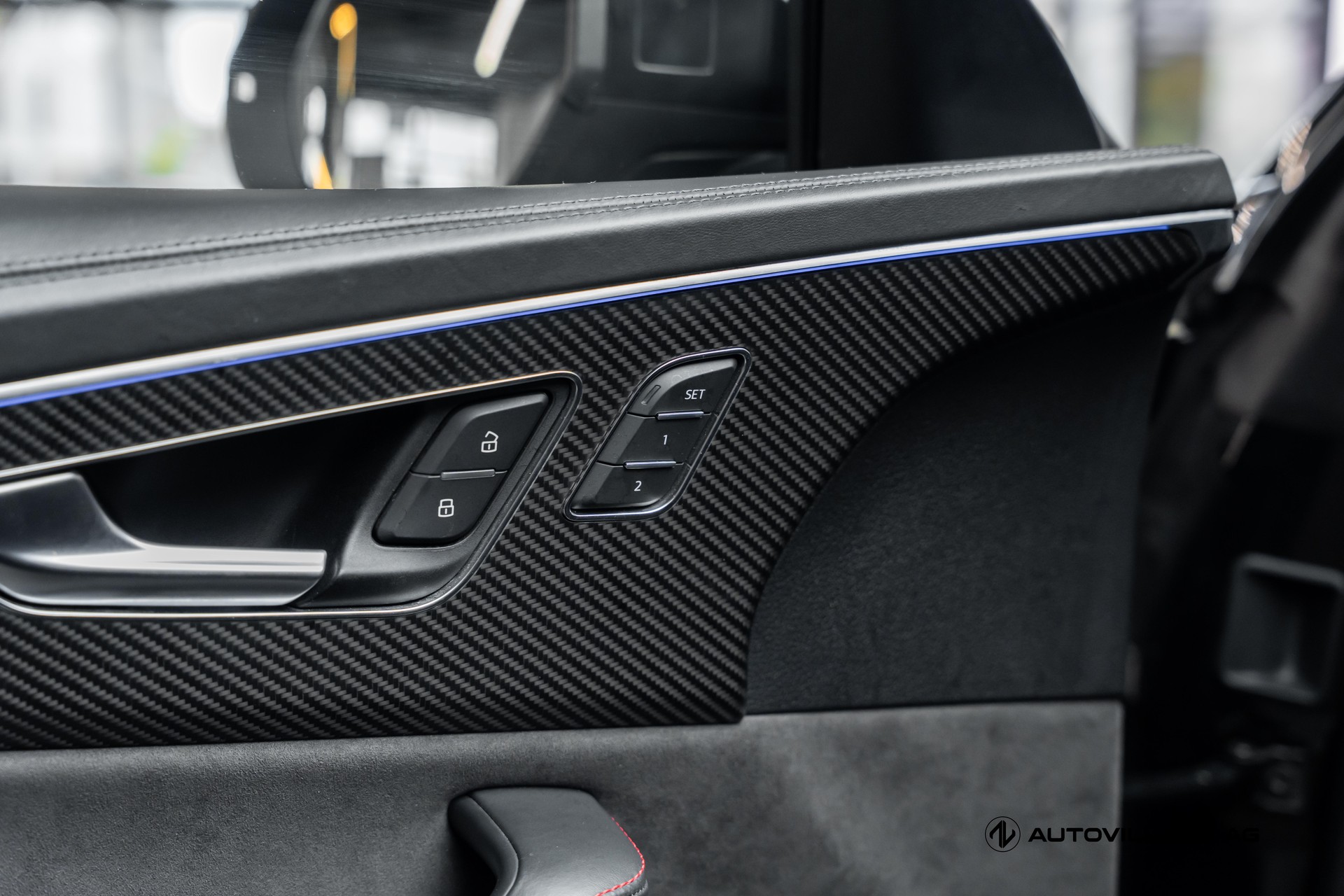 AUDI RSQ8 quattro tiptronic-image-21