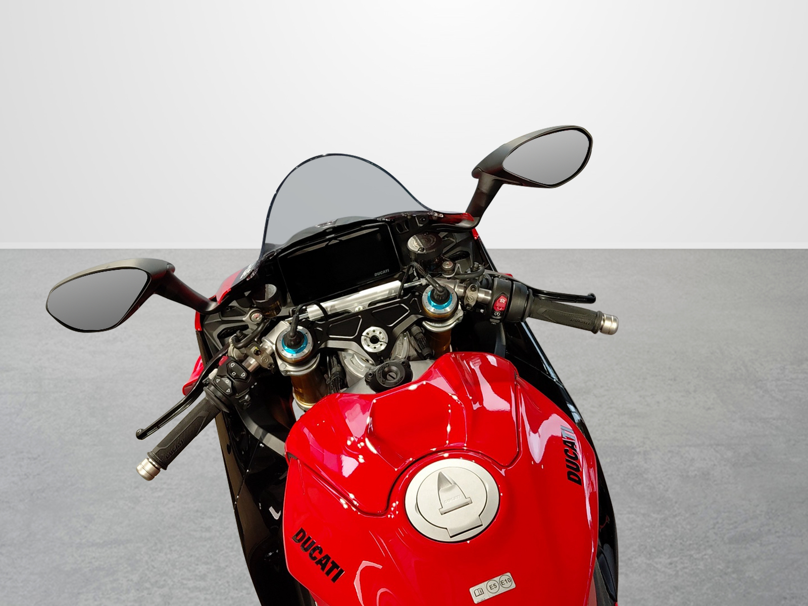 DUCATI V4 S Corse-showroom-element-2