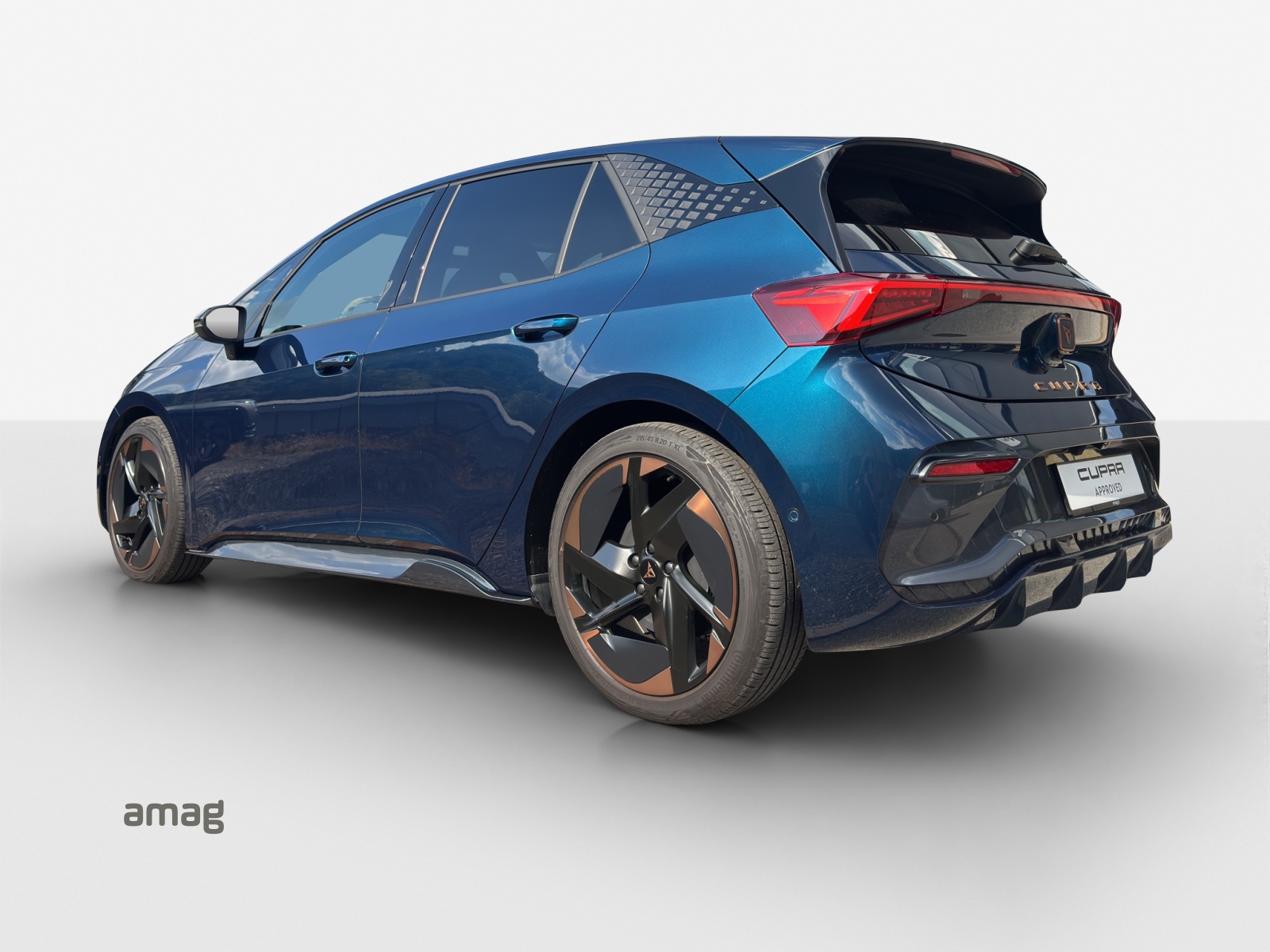 CUPRA Born 77 kWh e-Boost-showroom-element-2