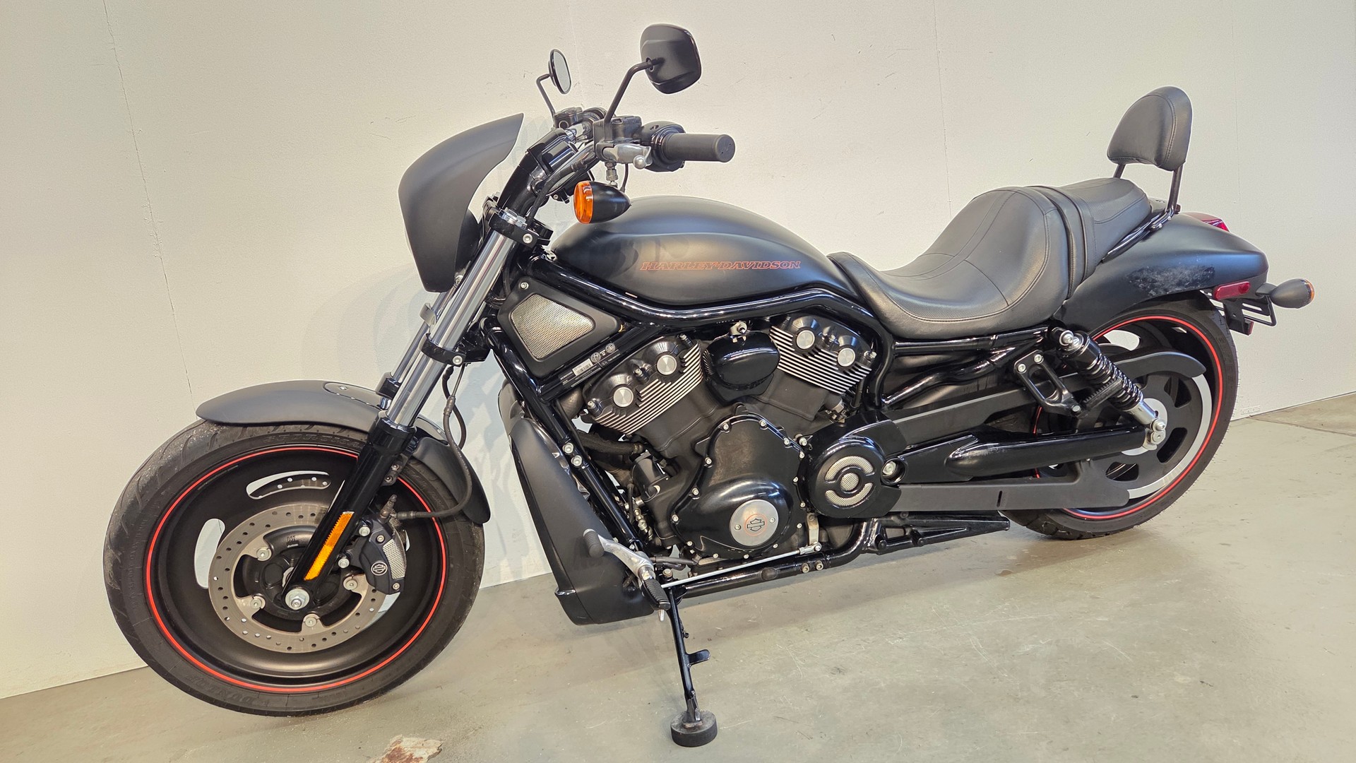 HARLEY-DAVIDSON VRSCDX Night Rod Special-image-3