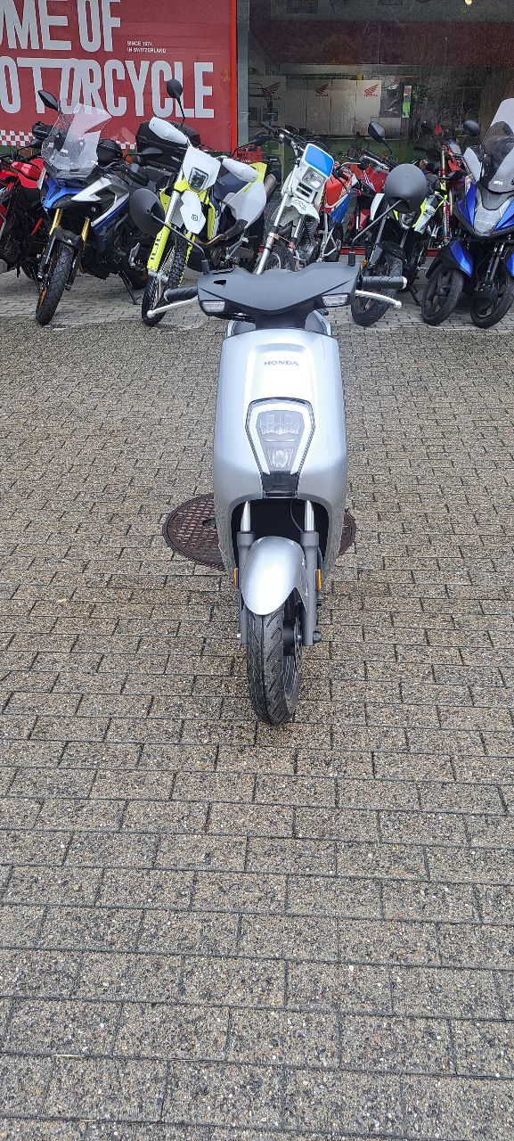 HONDA EM1-E-image-1