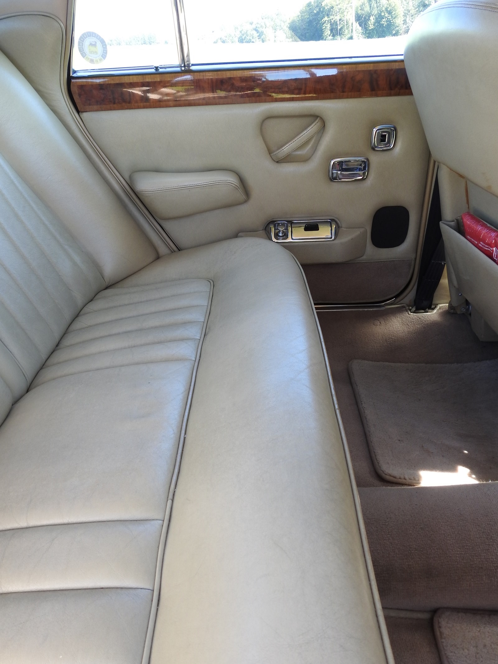ROLLS-ROYCE Silver Shadow-image-4