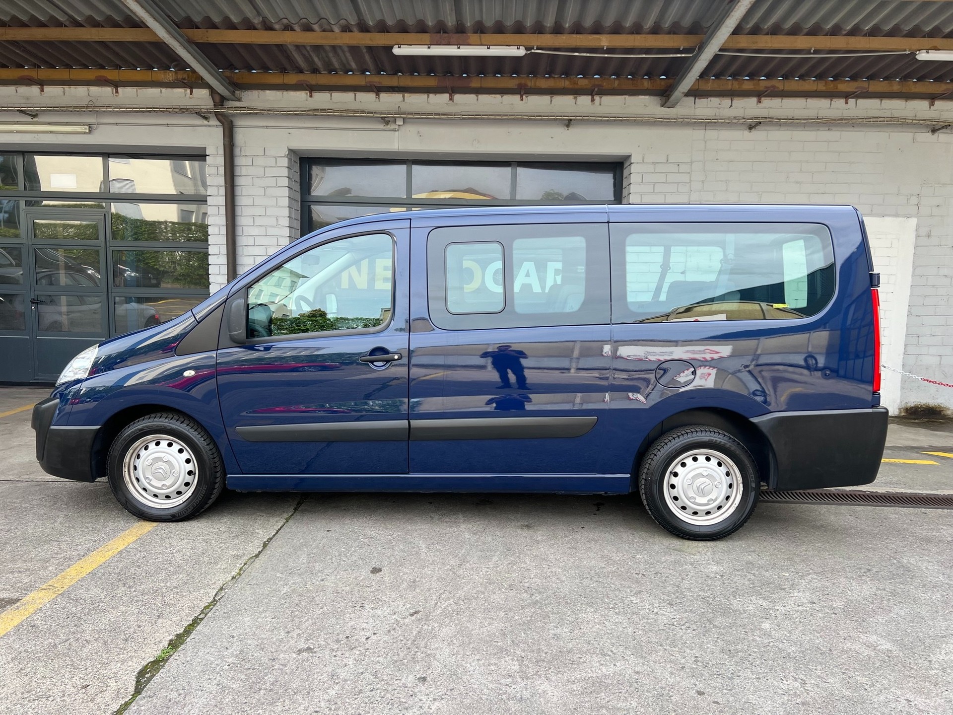 CITROEN Jumpy 2.0 HDi L2H1 Attraction 9Sitzer-image-4