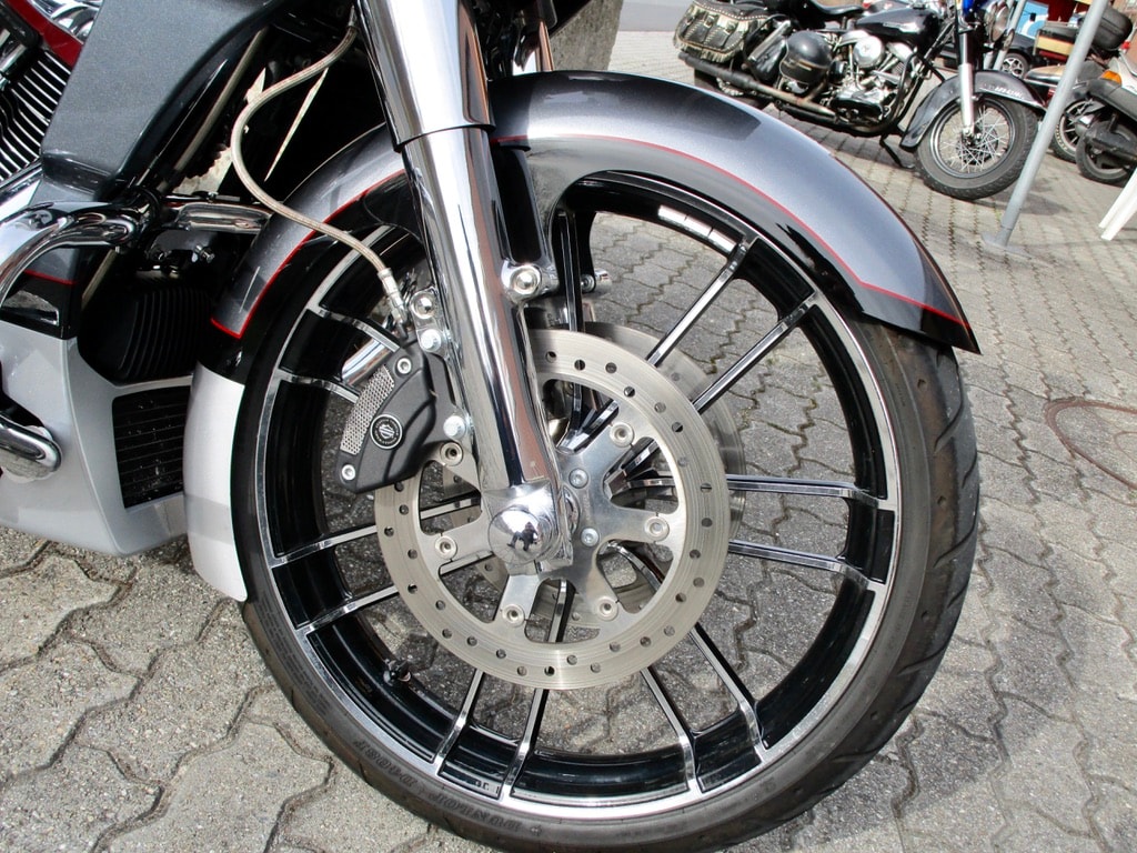 HARLEY-DAVIDSON FLTRXSE Road Glide Special 117 CVO-image-7