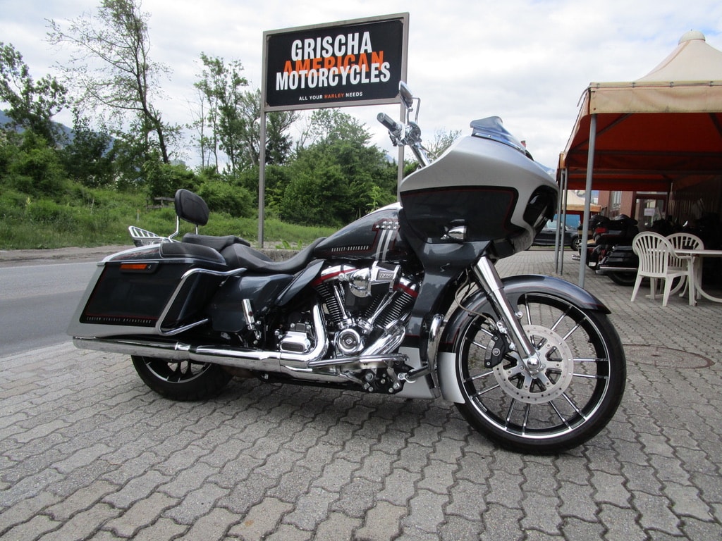 HARLEY-DAVIDSON FLTRXSE Road Glide Special 117 CVO-image-3