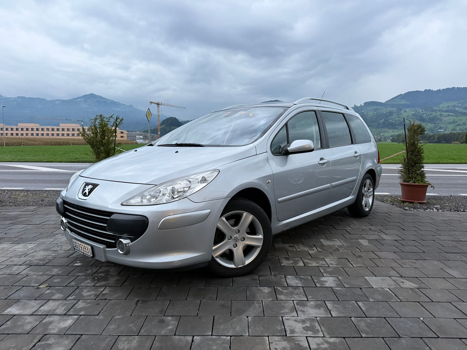 PEUGEOT 307 SW 2.0 16V Premium