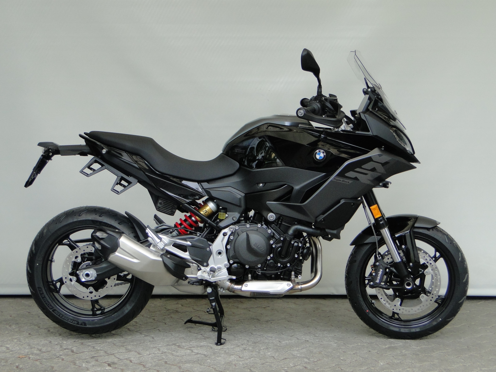 BMW F 900 XR-image-1