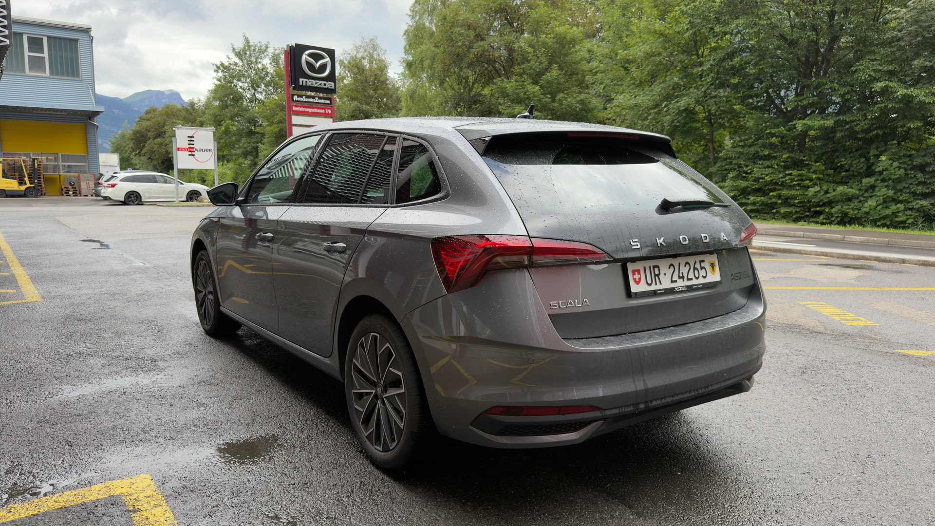 SKODA Scala 1.0 TSI 115 Dynamic DSG-image-1