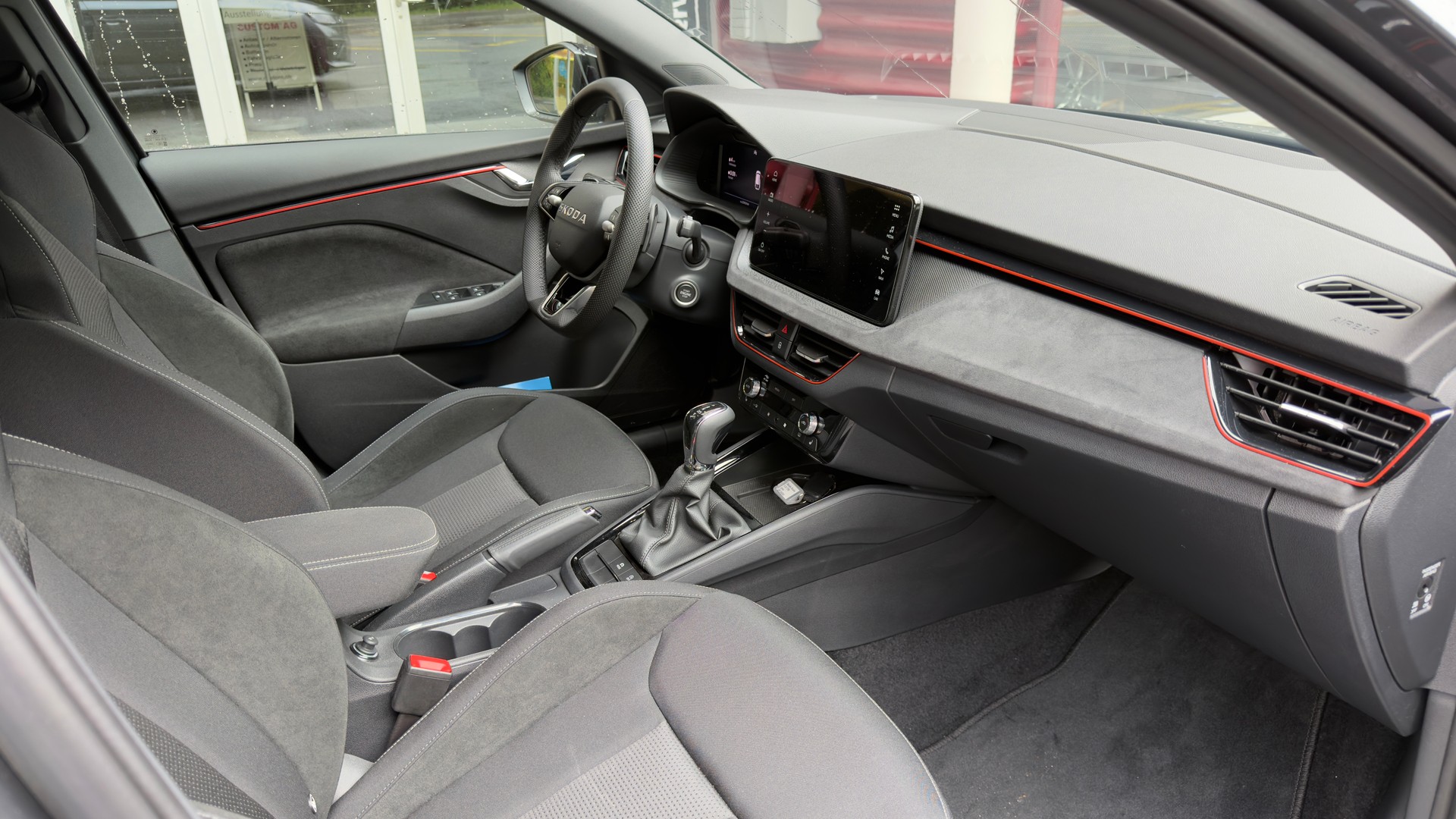 SKODA Scala 1.0 TSI 115 Dynamic DSG-image-7
