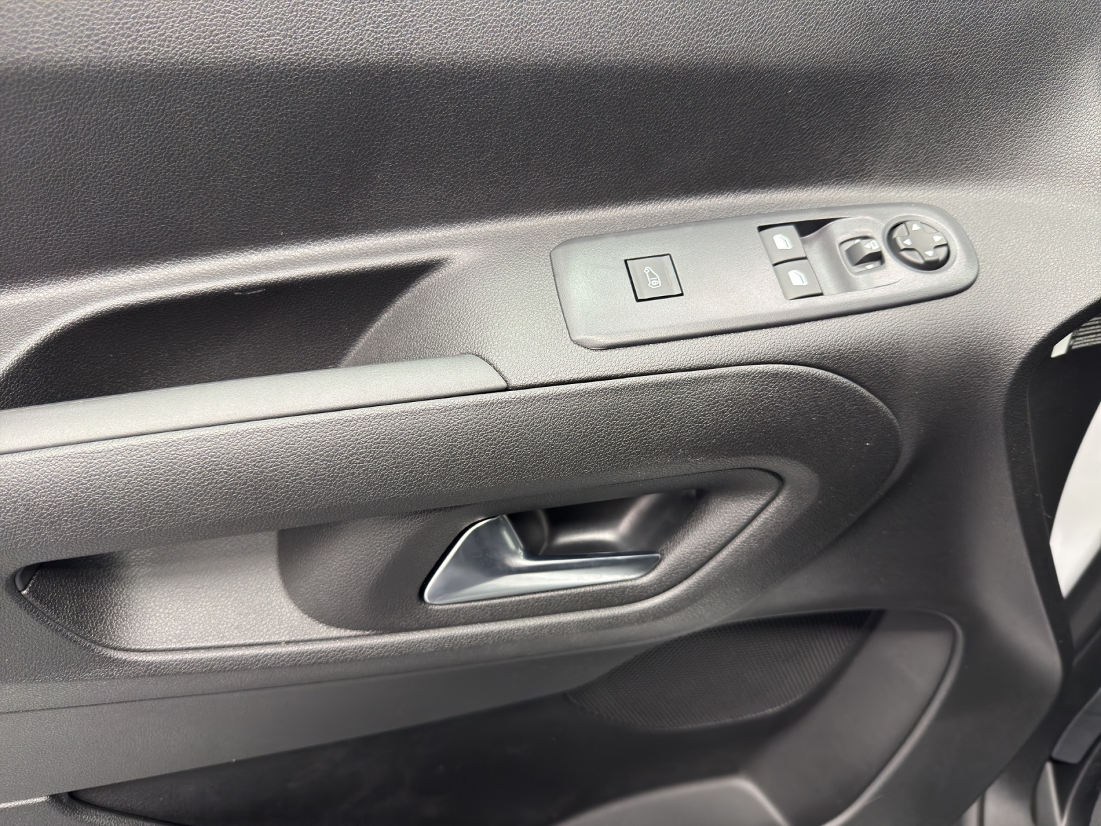 FIAT Doblo Kaw. L1 1.5 BlueHDI 130-image-13
