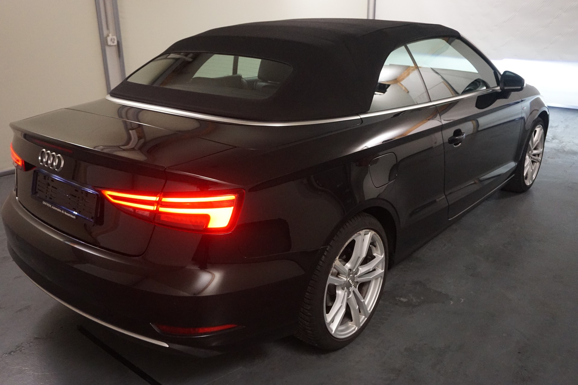 AUDI A3 Cabriolet 35 TFSI Sport S-tronic-image-5