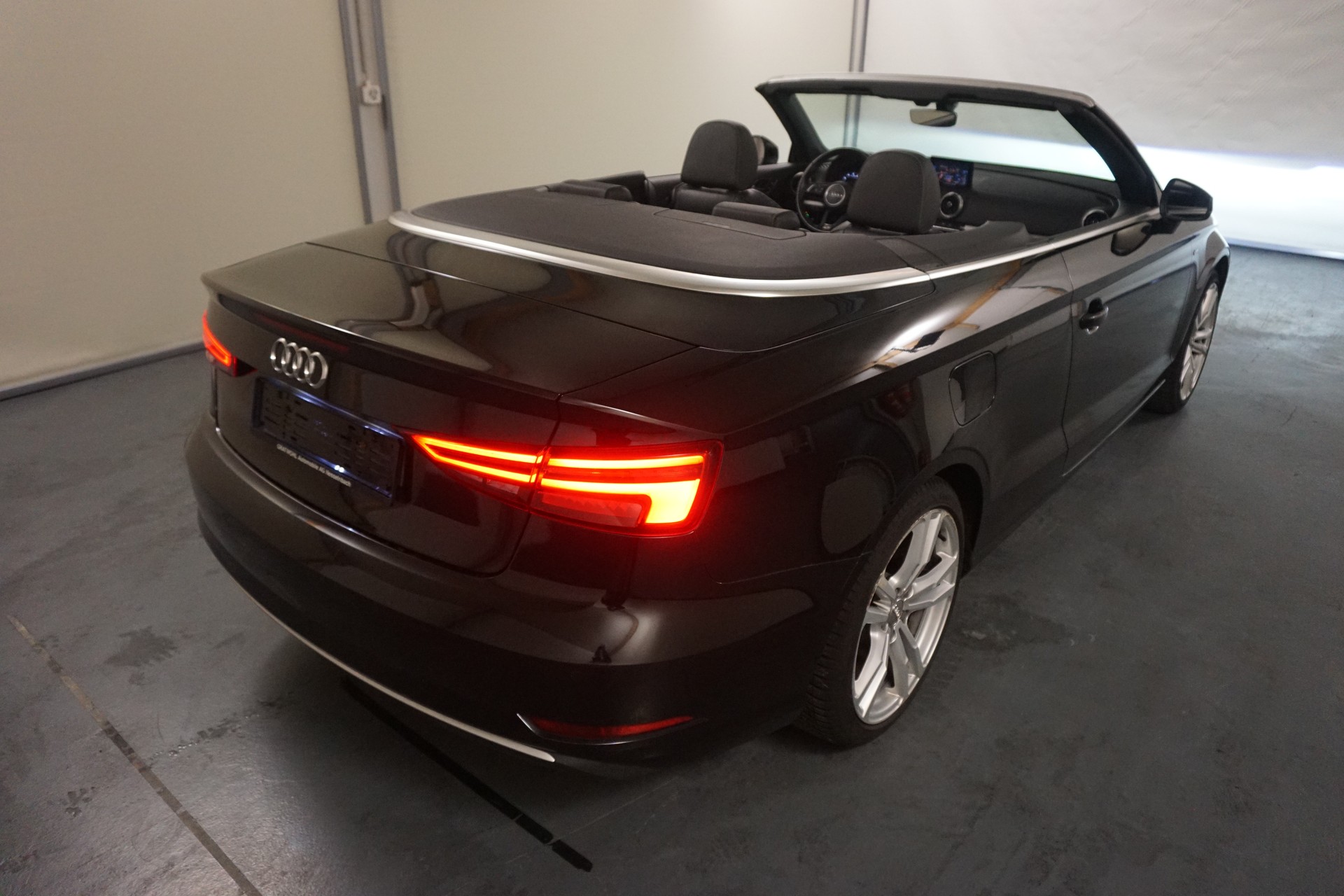 AUDI A3 Cabriolet 35 TFSI Sport S-tronic-image-7