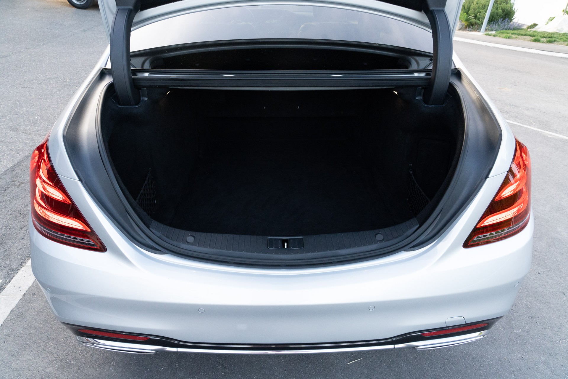 MERCEDES-BENZ S 350 d L 9G-Tronic-image-22
