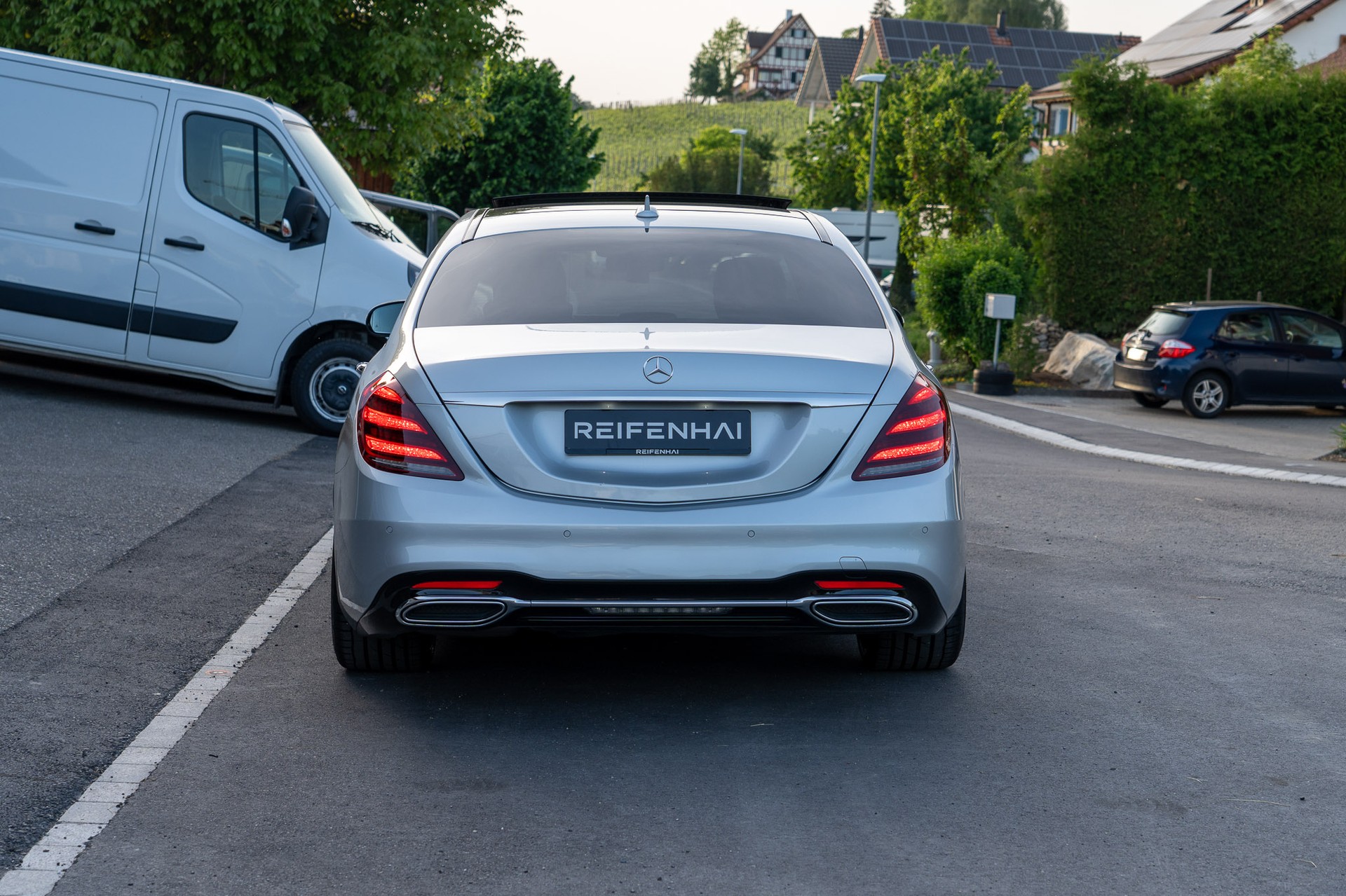 MERCEDES-BENZ S 350 d L 9G-Tronic-image-9