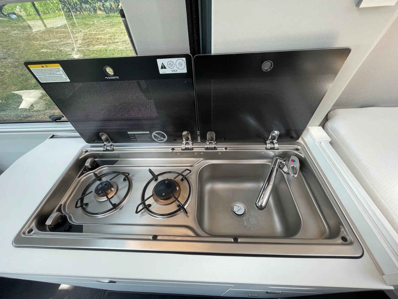VW Grand California 600 2.0 BI-TDI-image-9
