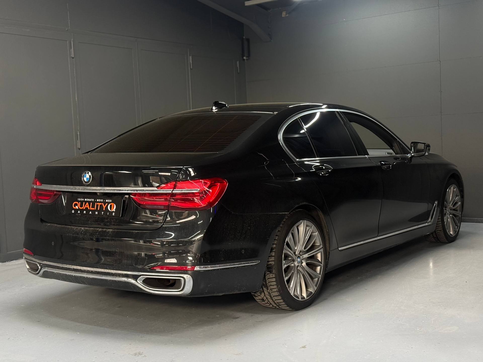 BMW 730d xDrive Steptronic-image-3