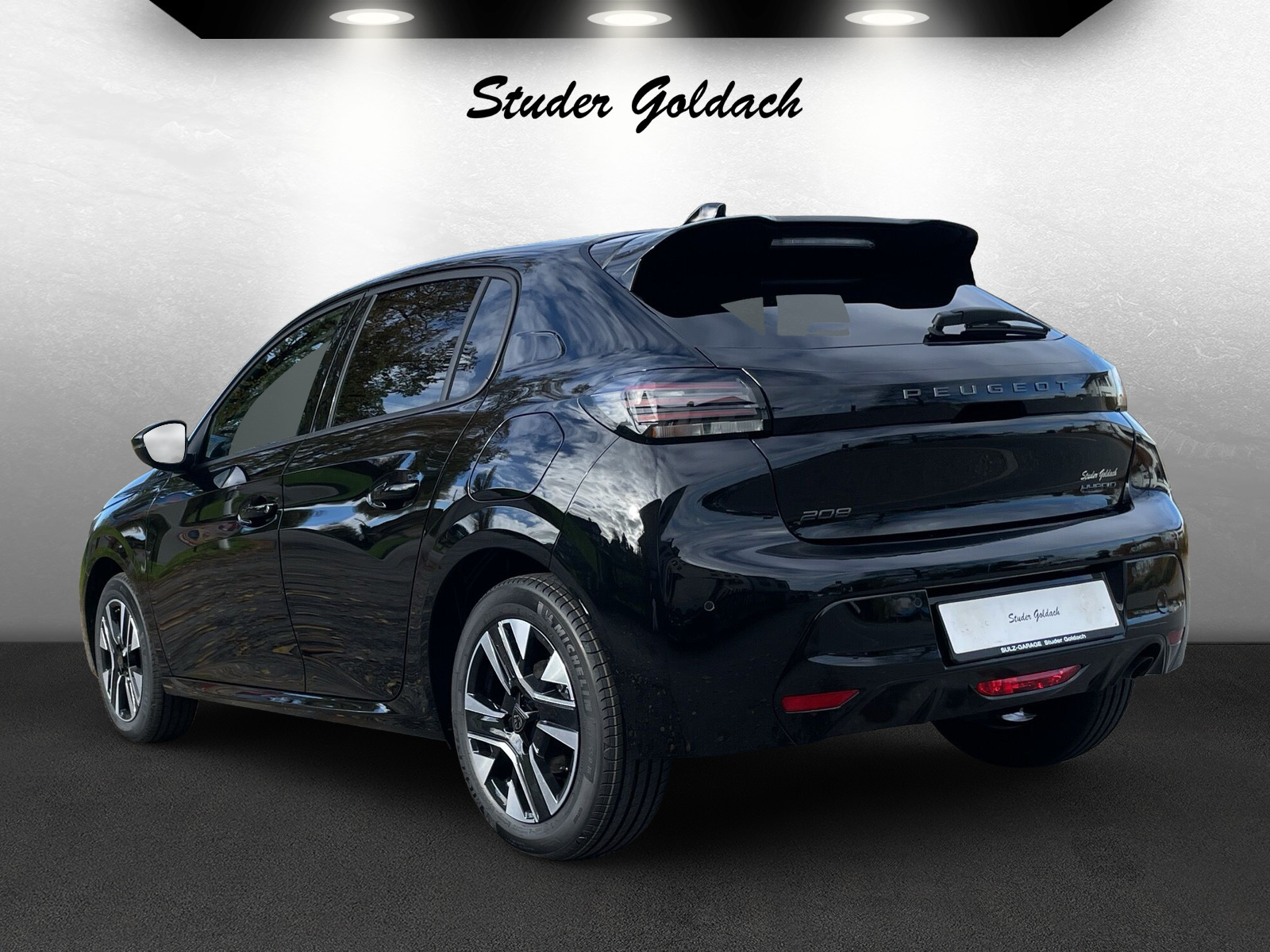 PEUGEOT 208 1.2 Hybrid Allure Premium-image-6