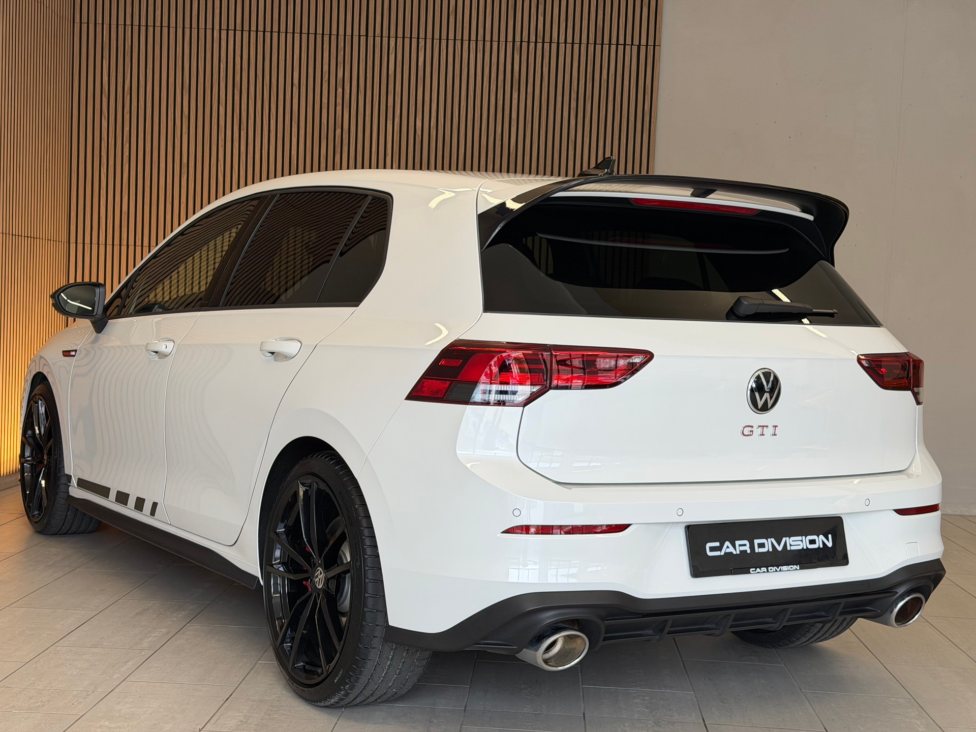 VW Golf 2.0 TSI GTI Clubsport DSG-image-8