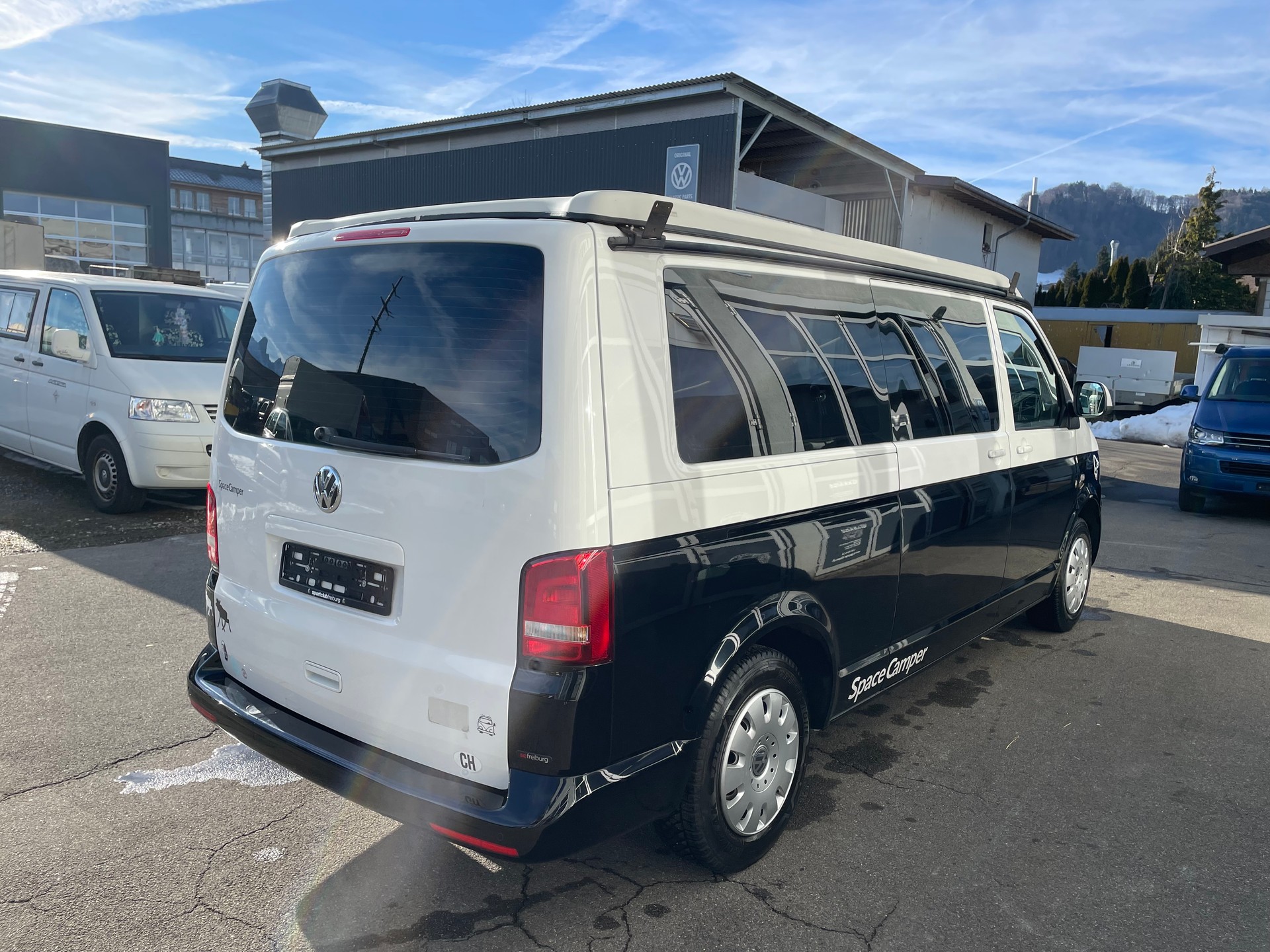 VW T5 SpaceCamper Classic LWB-image-2