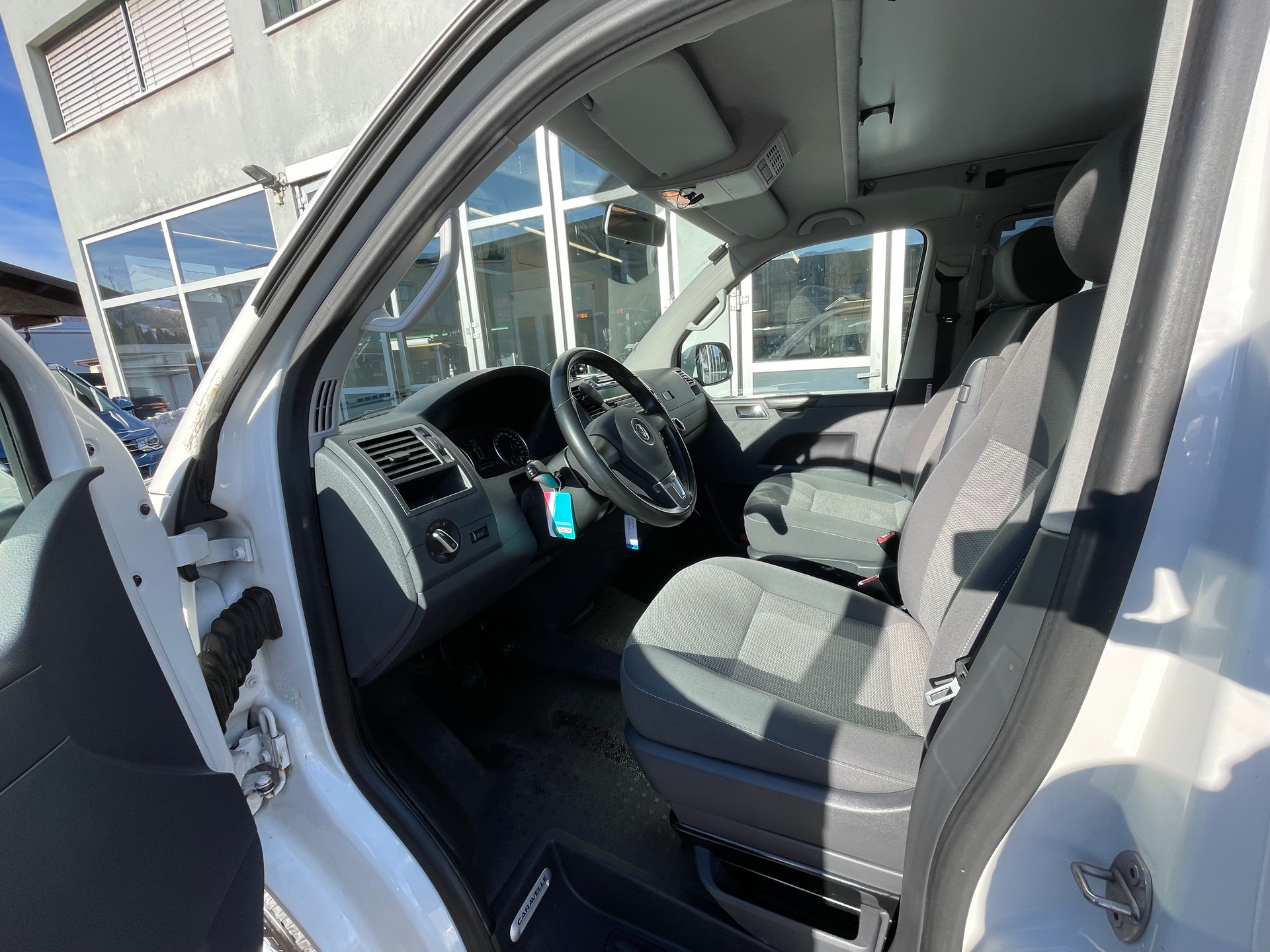VW T5 SpaceCamper Classic LWB-image-4