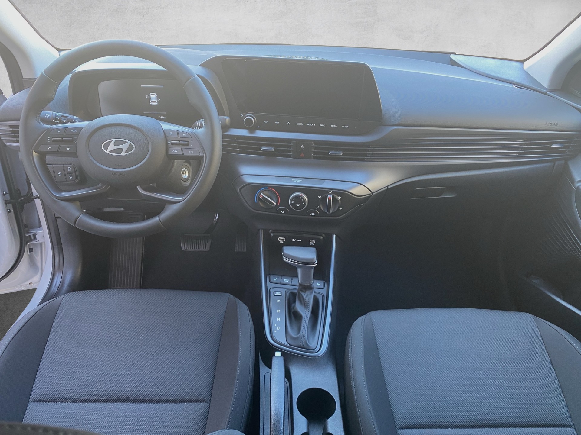 HYUNDAI i20 1.0 T-GDi Comfort DCT-image-9
