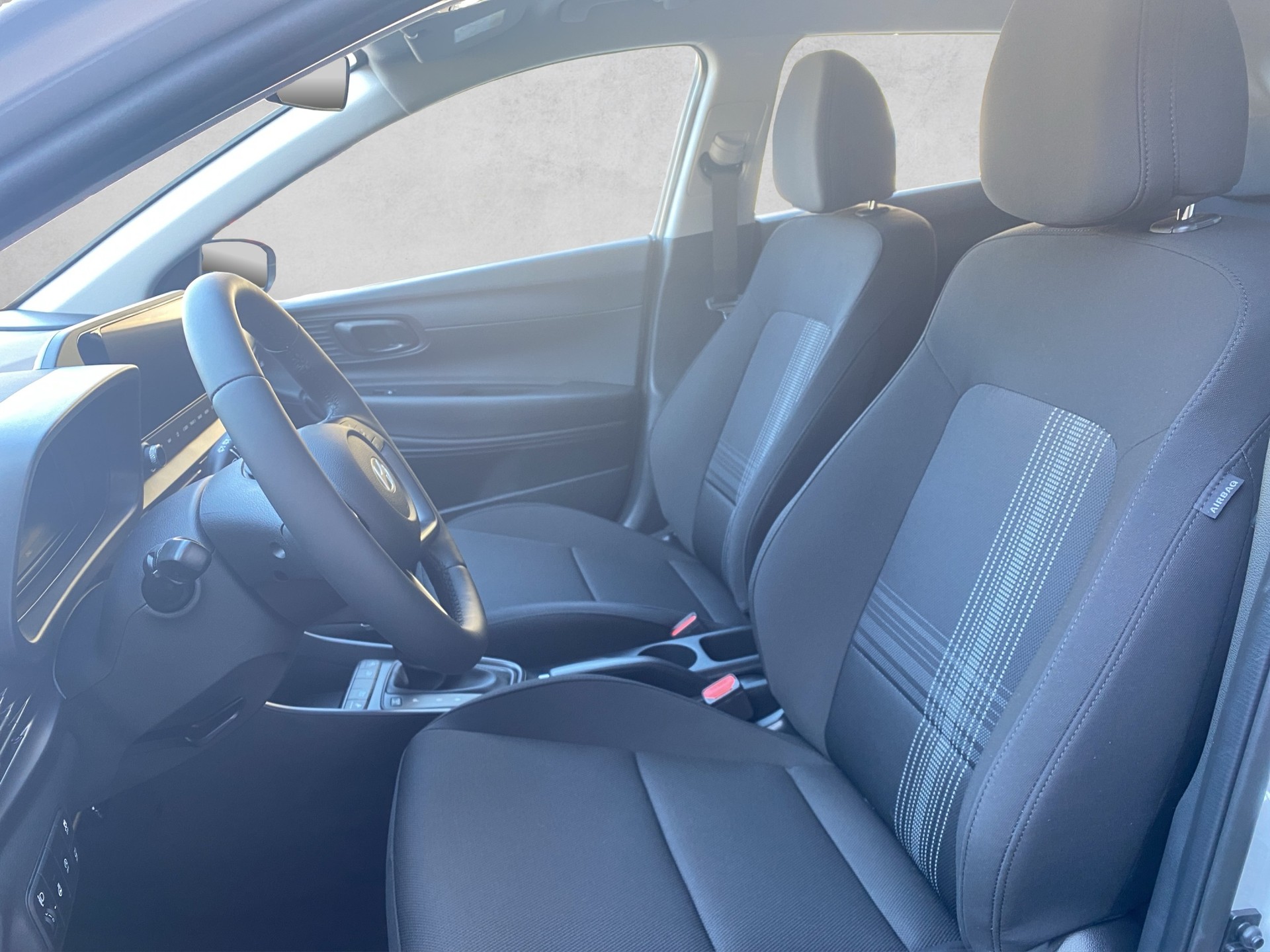 HYUNDAI i20 1.0 T-GDi Comfort DCT-image-8