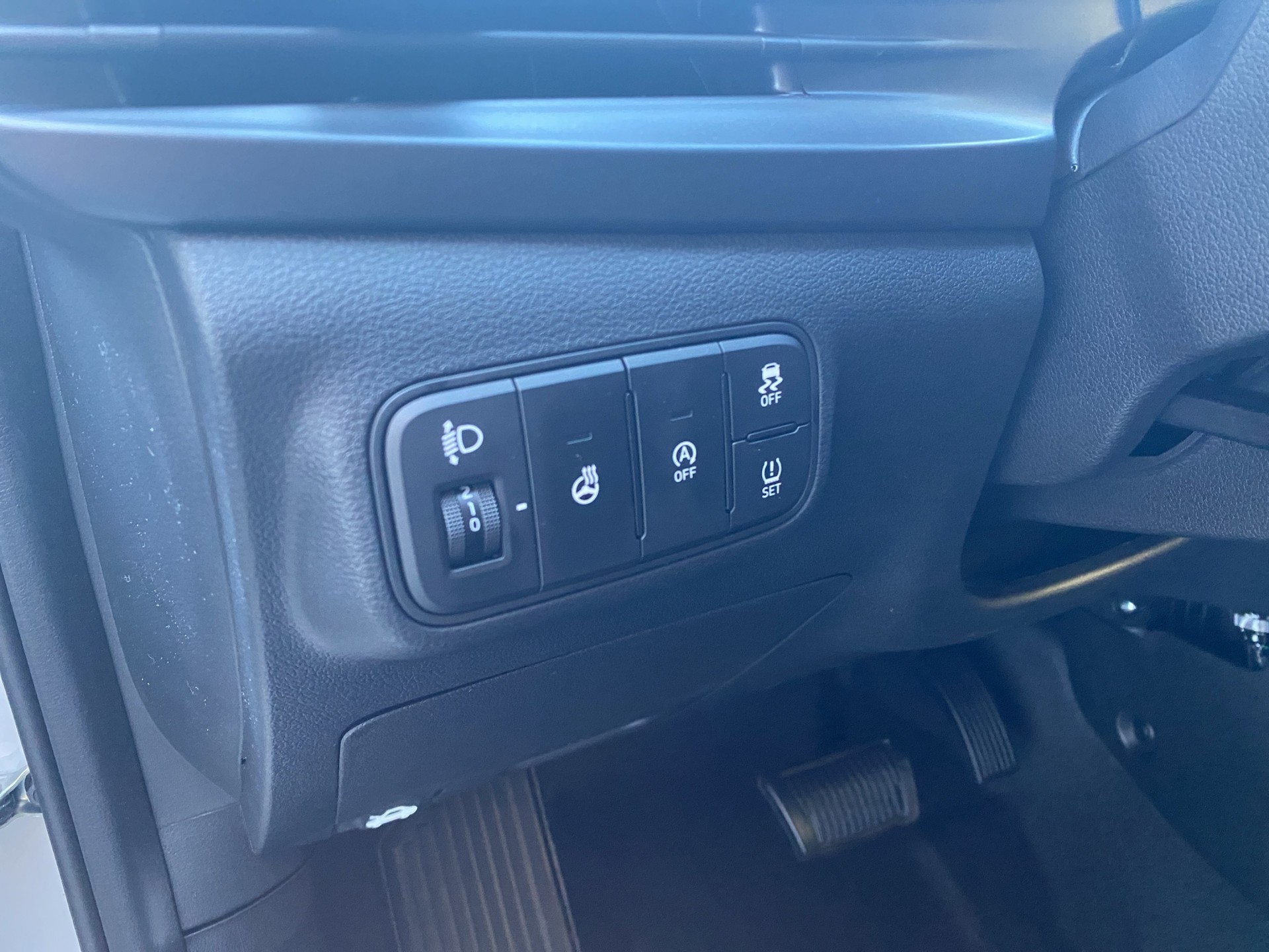 HYUNDAI i20 1.0 T-GDi Comfort DCT-image-12