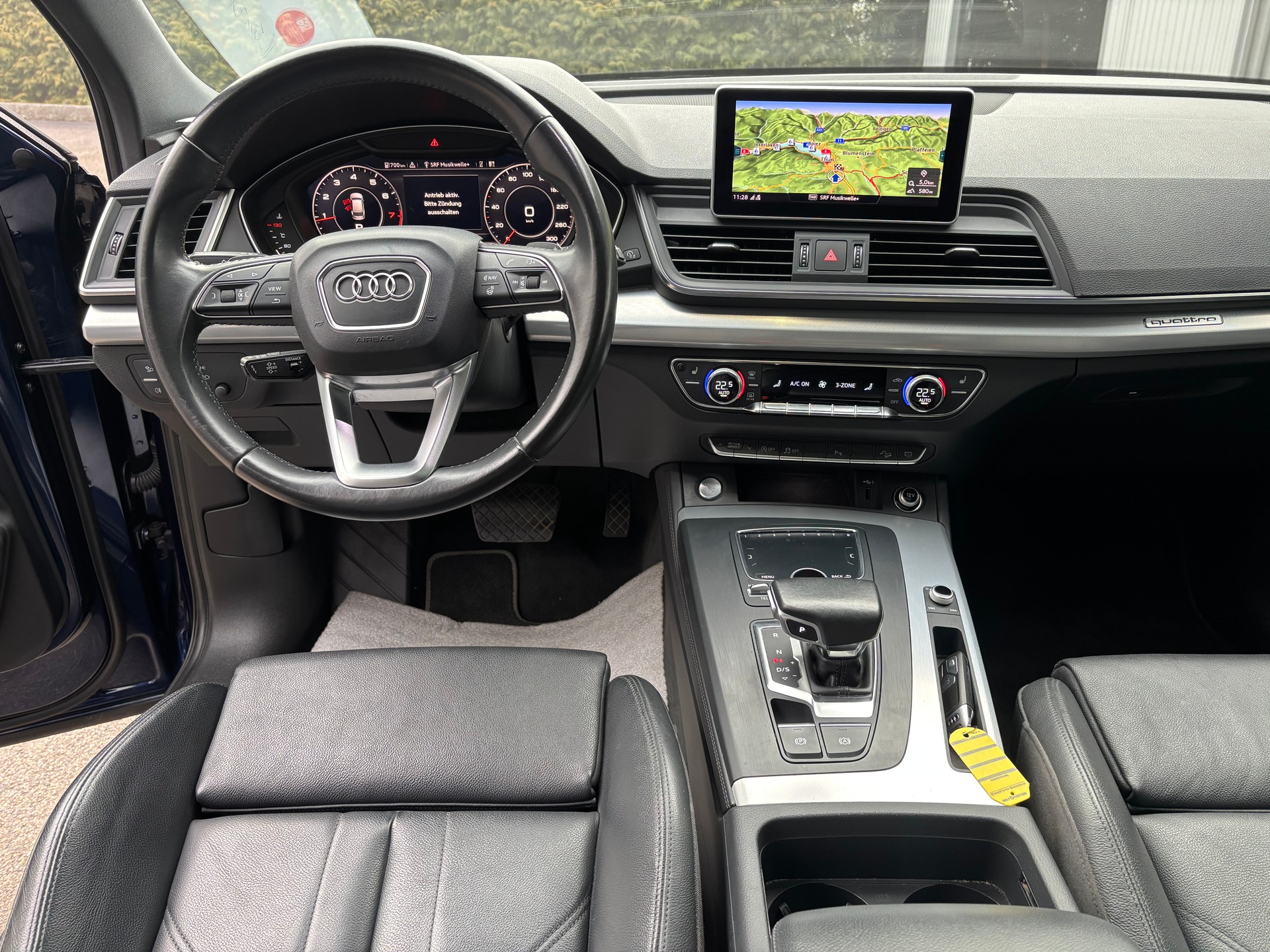 AUDI Q5 2.0 TFSI sport quattro S-tronic-image-5