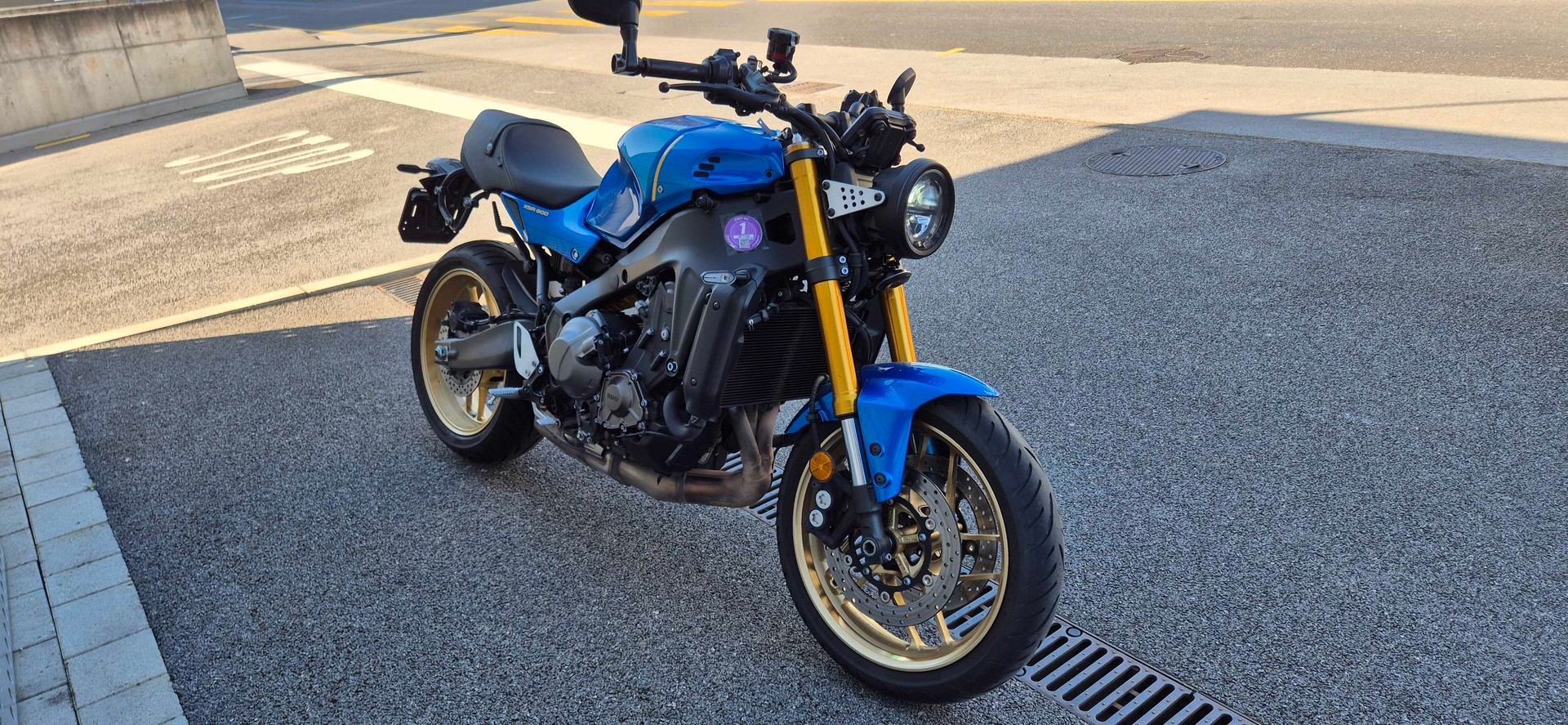 YAMAHA XSR 900-image-3