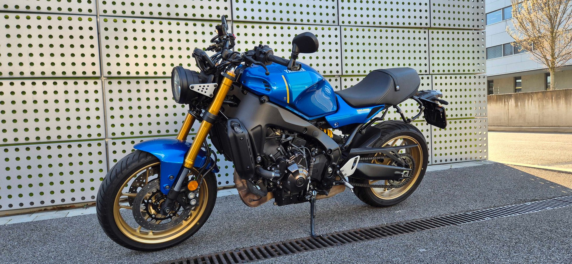 YAMAHA XSR 900-image-0