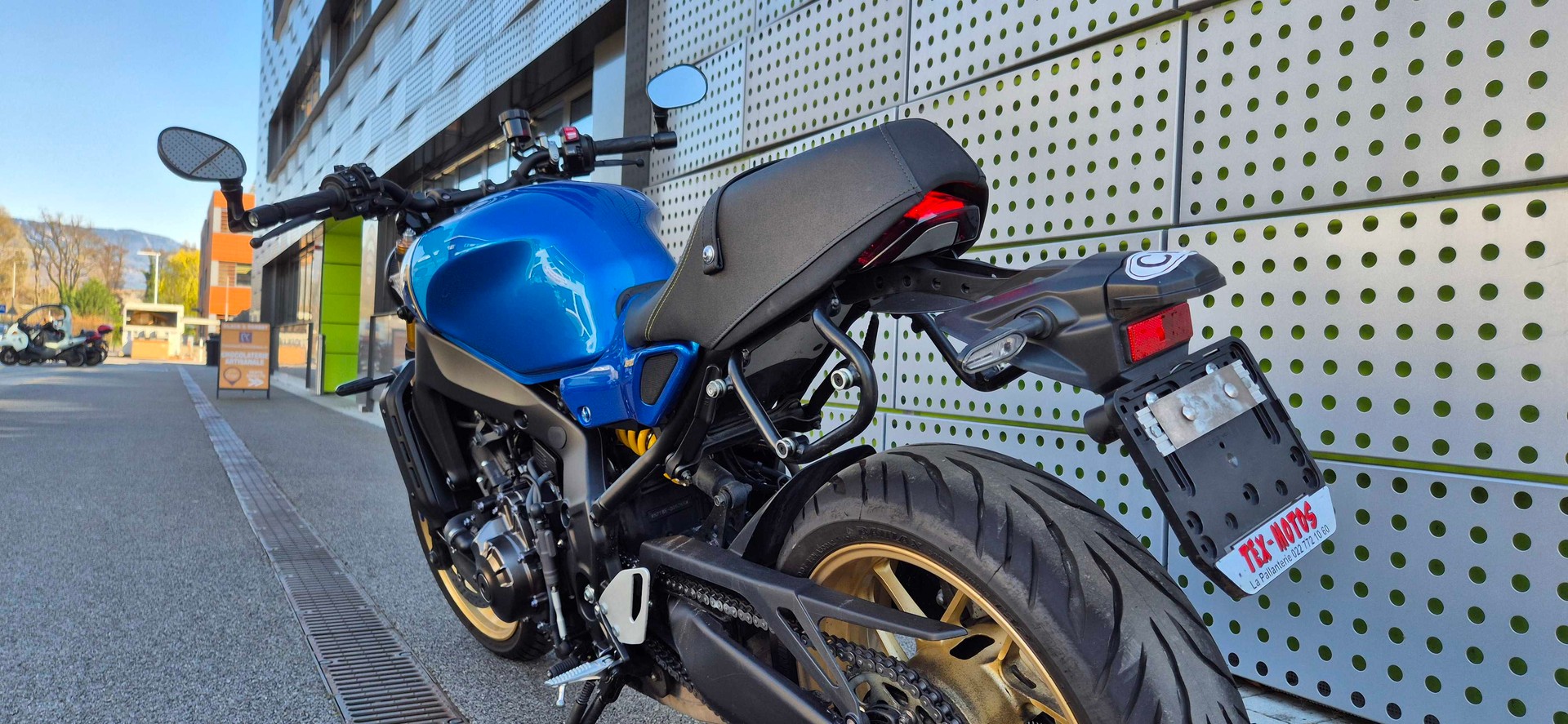 YAMAHA XSR 900-image-4