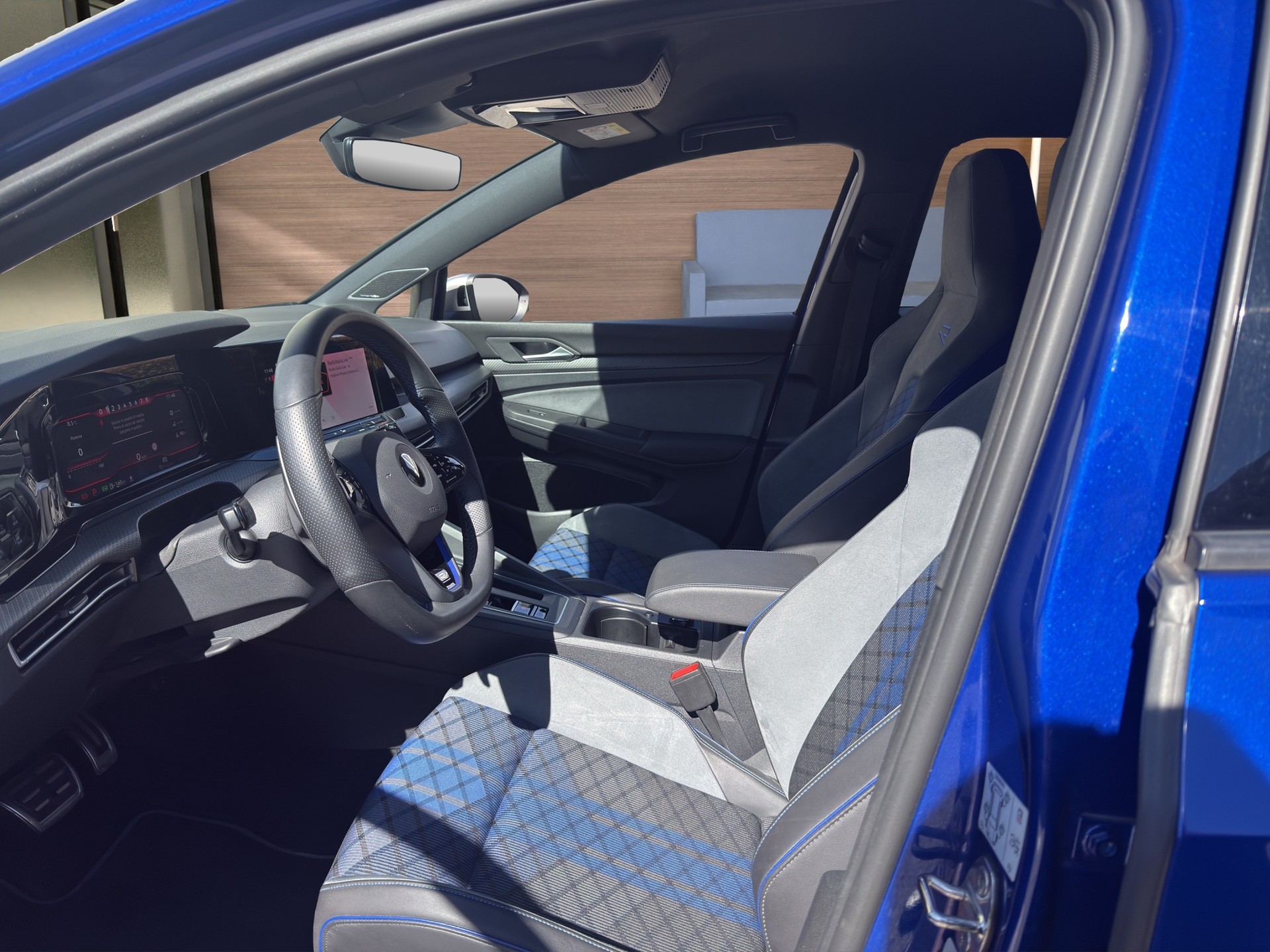 VW Golf Variant 2.0 TSI R DSG 4Motion ABT-image-8