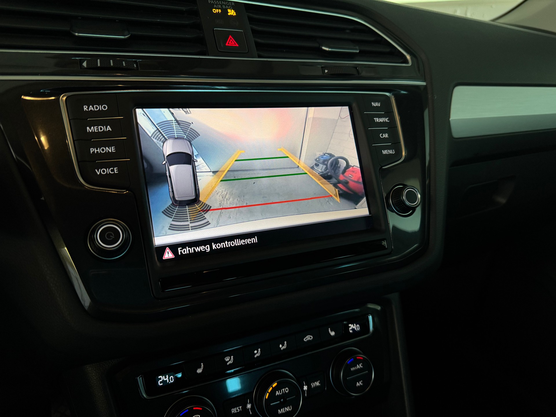 VW Tiguan 1.4TSI Comfortline 4Motion DSG-image-11