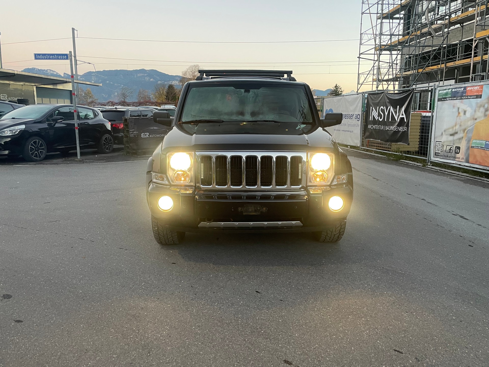 JEEP Commander 3.0 CRD Limited Automatic-image-6
