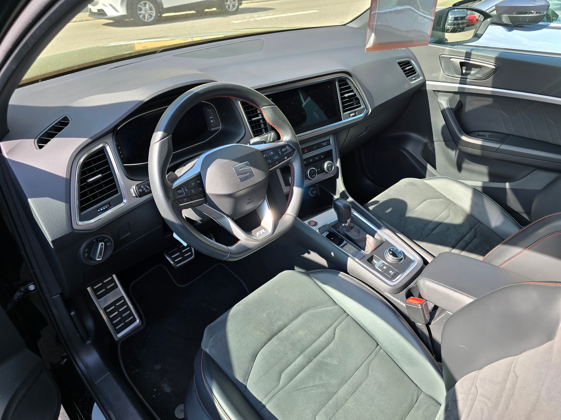 SEAT Ateca 1.5 TSI EVO Hola FR DSG-image-5