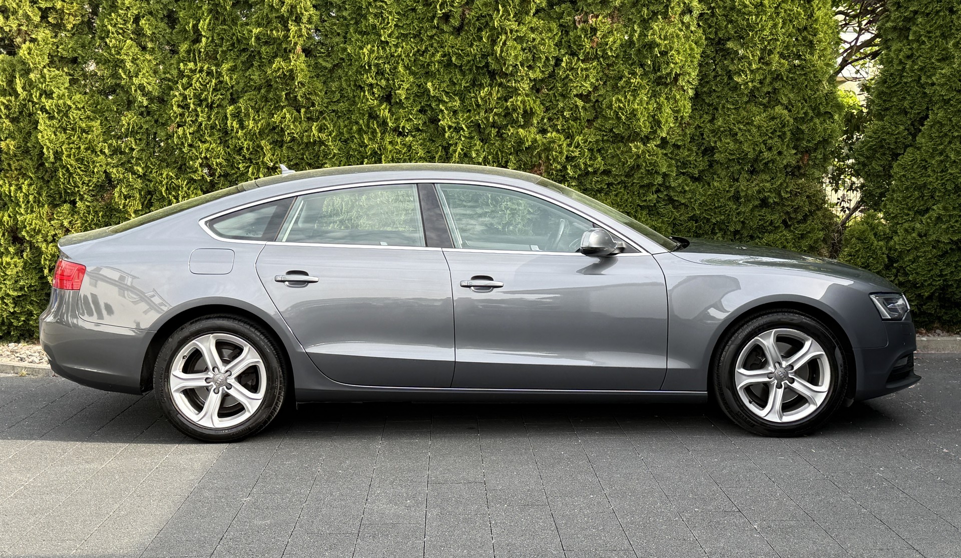 AUDI A5 Sportback 2.0 TDI multitronic / 5 Plätzer-image-8
